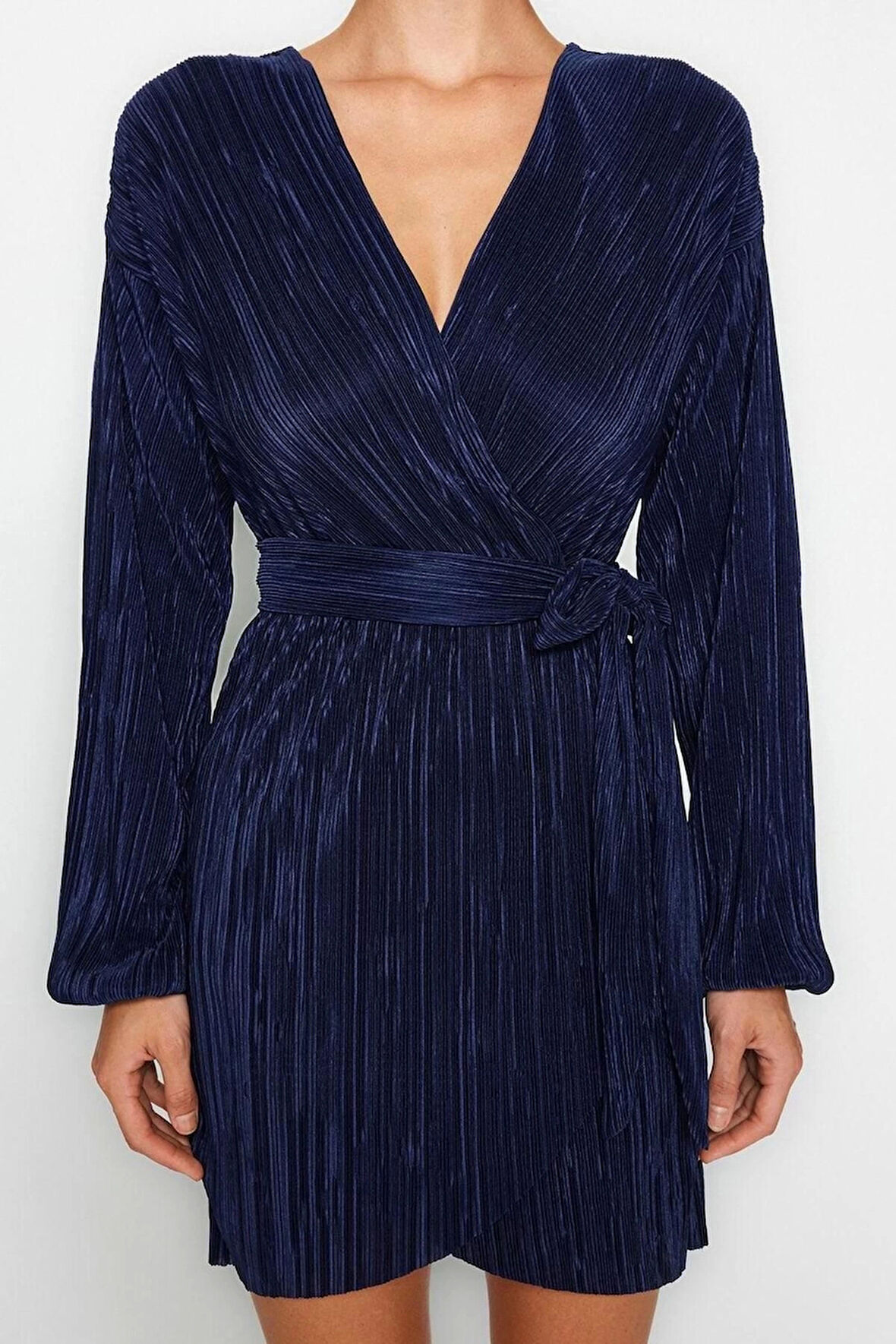 Kadın Moda Şık Mini Boy Kruvaze Relaxed Kuşaklı A-Kesim Astarlı Piliseli Örme Kısa Şık Abiye Elbise