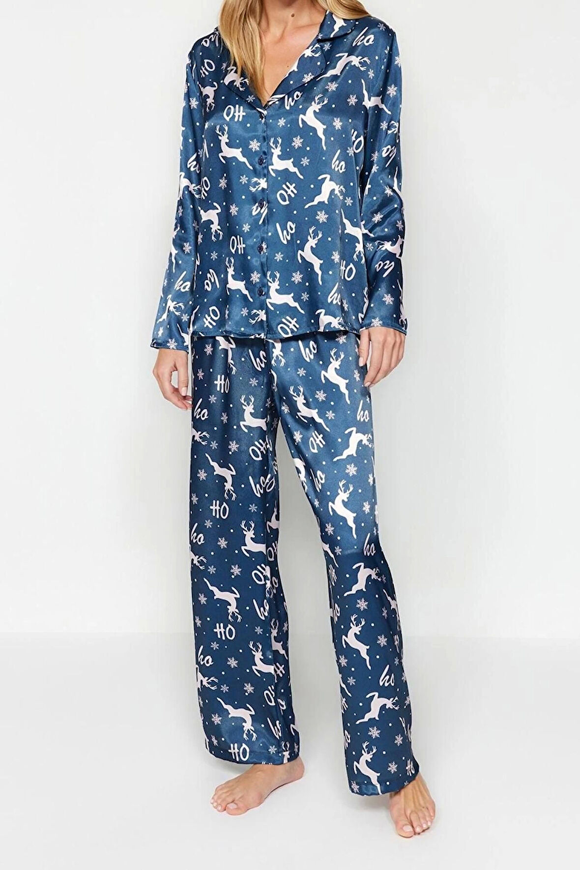 Kadın Boru Paça Uzun Kol Lacivert- Yılbaşı Temalı Saten Gömlek-Pantolon Dokuma Pijama Takımı