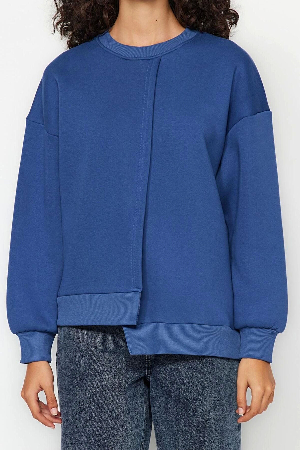 Kadın Regular Bisiklet Yaka Düşük Kol Regular Kalın İçi Polarlı Asimetrik Detaylı Örme Sweatshirt