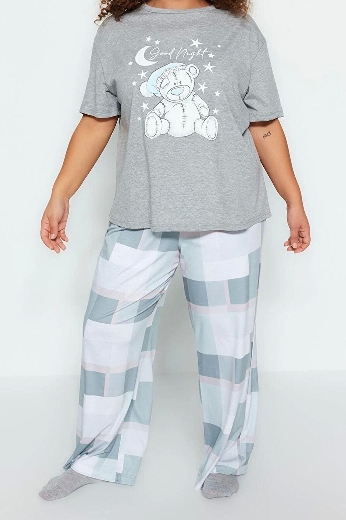 Büyük Beden Kadın Polyester Bisiklet Yaka Kısa Kol Baskılı Kareli Örme Pijama Takımı