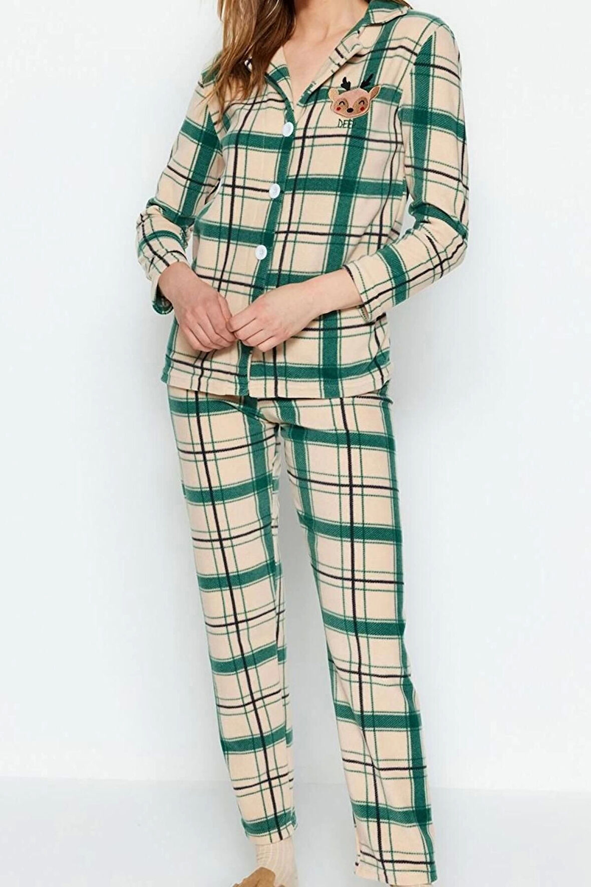 Kadın Moda Şık Gömlek Yaka Boru Paça Uzun Kol Nakışlı Ekoseli Polar Kışlık Örme Pijama Takımı