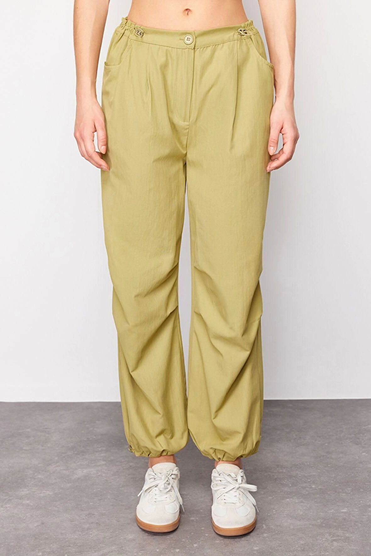 Kadın Yeni Moda Lastikli Paça Regular Boy Dokuma Jogger Normal Bel Paçası Lastikli Pantolon