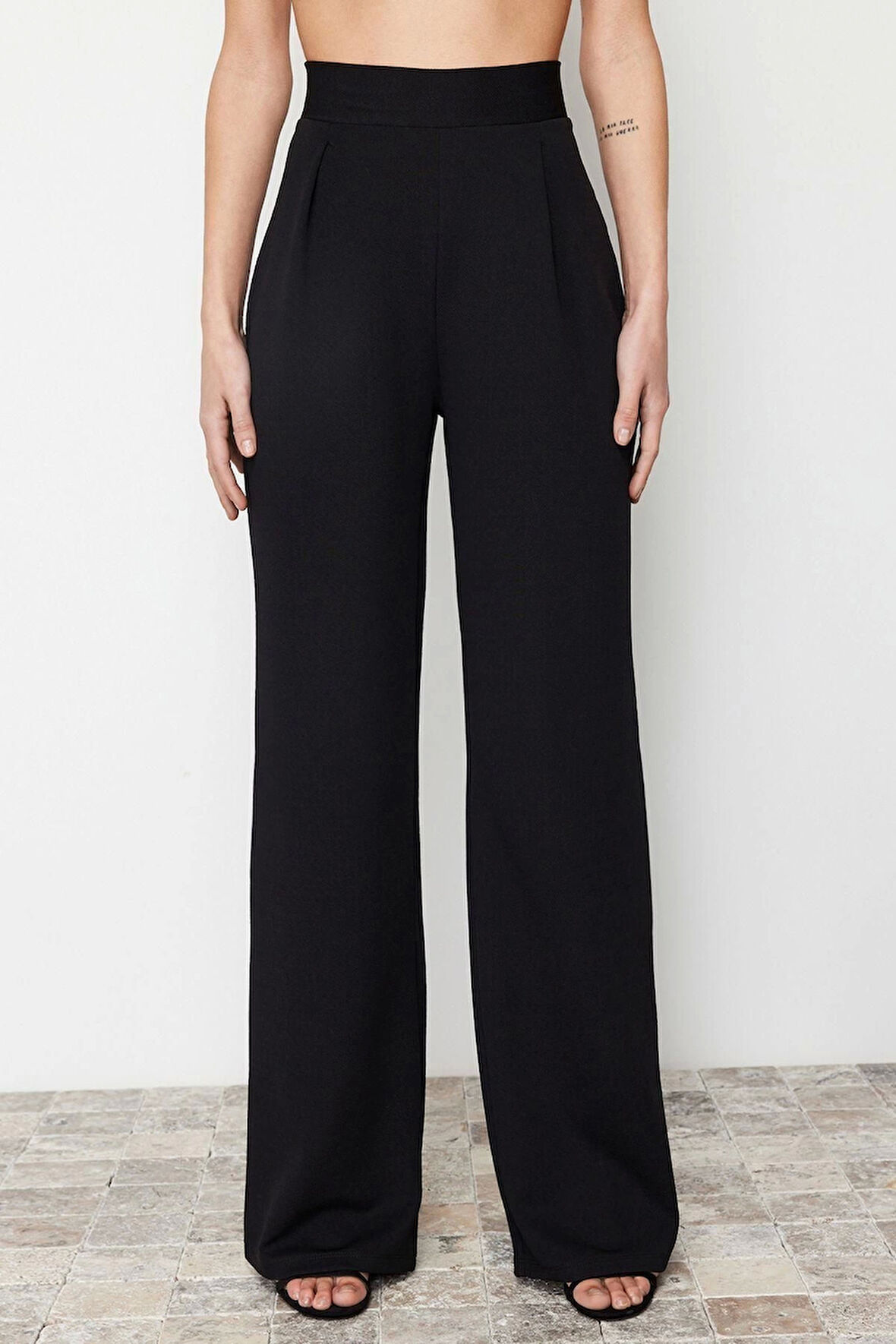 Kadın Yeni Moda Geniş Paça Regular Boy Örme Pileli Wide Leg Rahat Kesim Örme Palazzo Pantolon