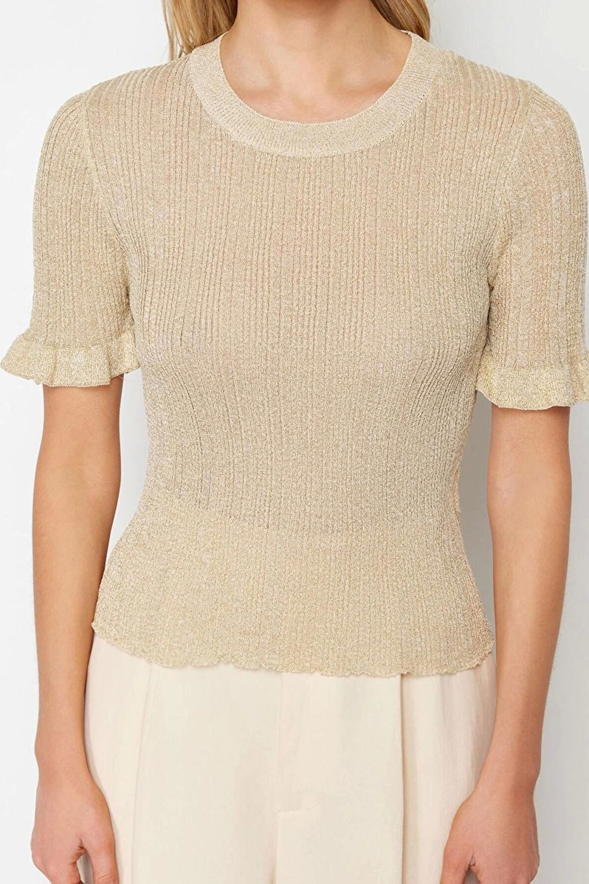 Kadın Moda Şık Bisiklet Yaka Standart Kol Regular Simli Kol Detaylı T-Shirt Görünümlü Triko Kazak