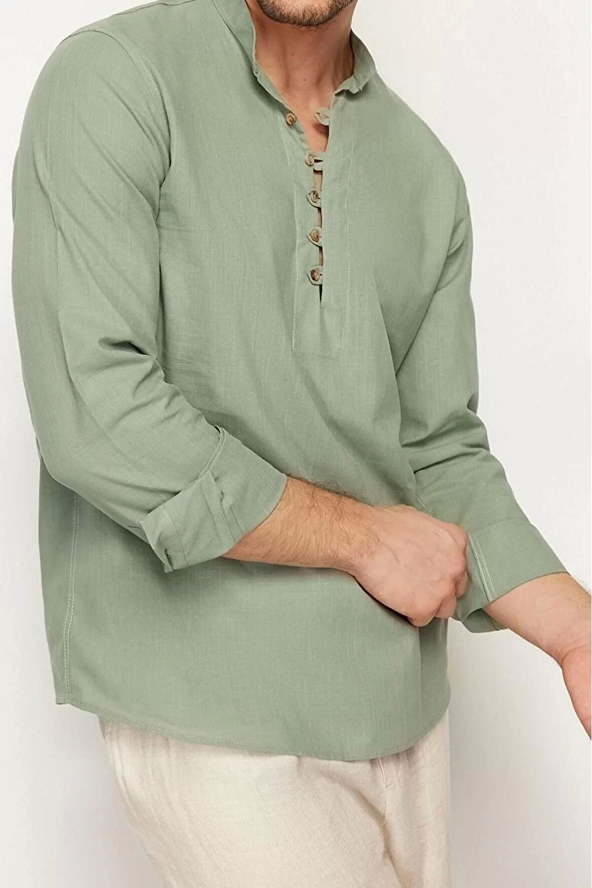 Erkek Moda Uzun Kol Dokuma Koyu Yeşil Slim Fit Yarım Patlı Hakim Yaka %100 Pamuklu Gömlek