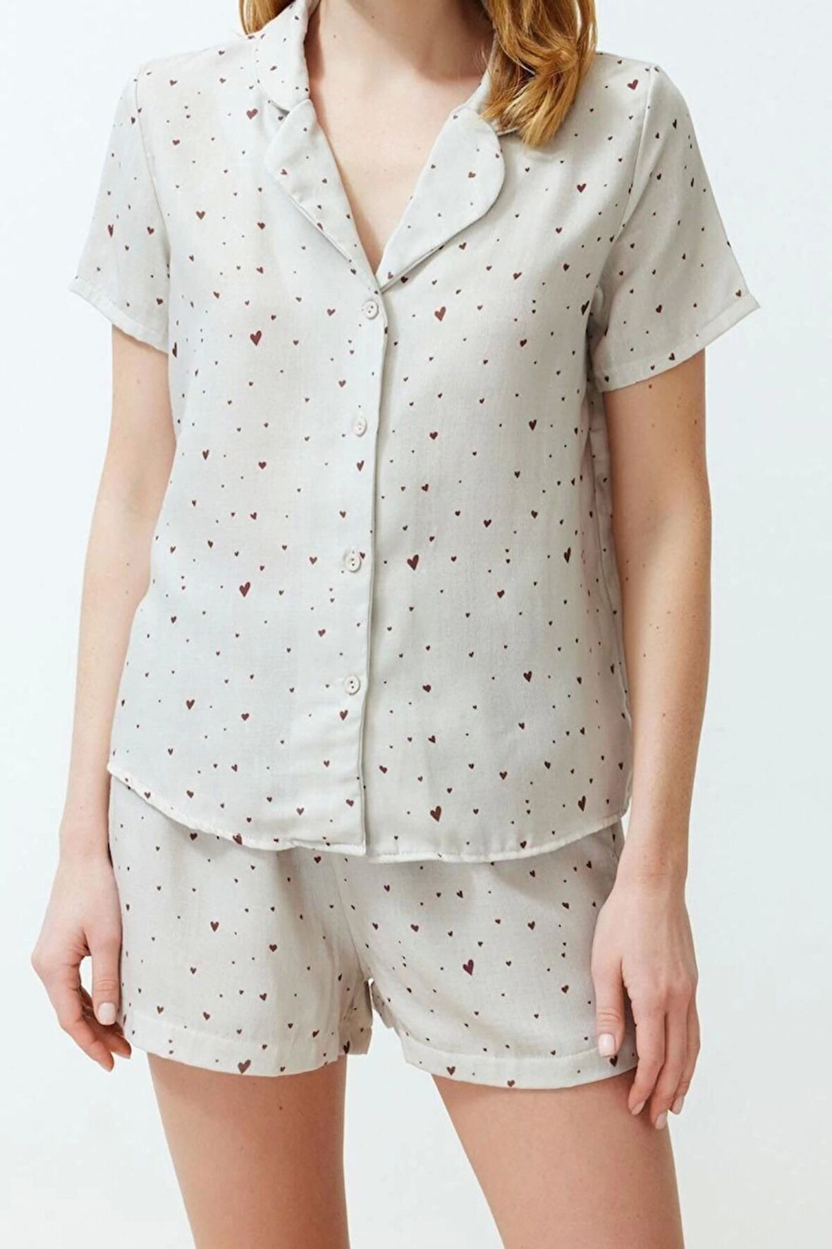 Kadın %100 Pamuk Gömlek Yaka Kısa Kol %100 Pamuk Kalp Desenli Müslin Dokuma Pijama Takımı