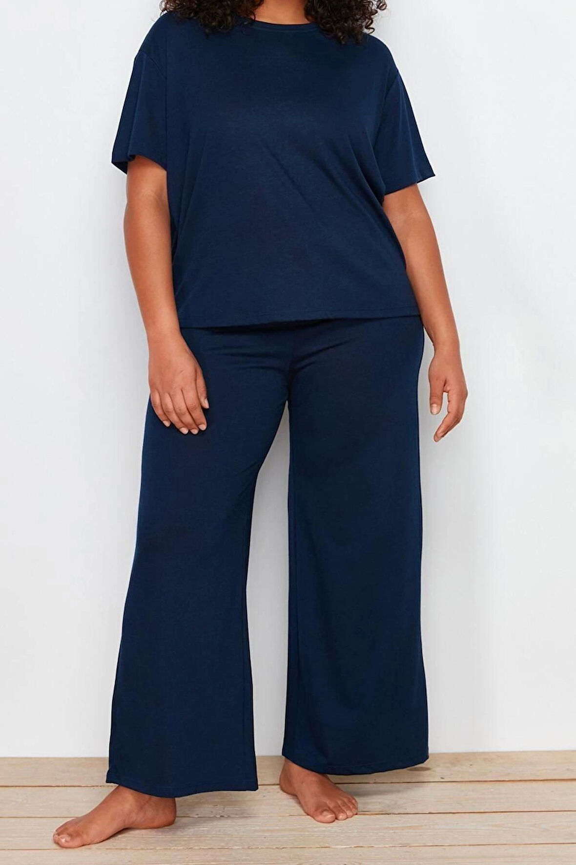 Büyük Beden Kadın Polyester Bisiklet Yaka Kısa Kol Bisiklet Yaka 3lü Örme Pijama Takımı