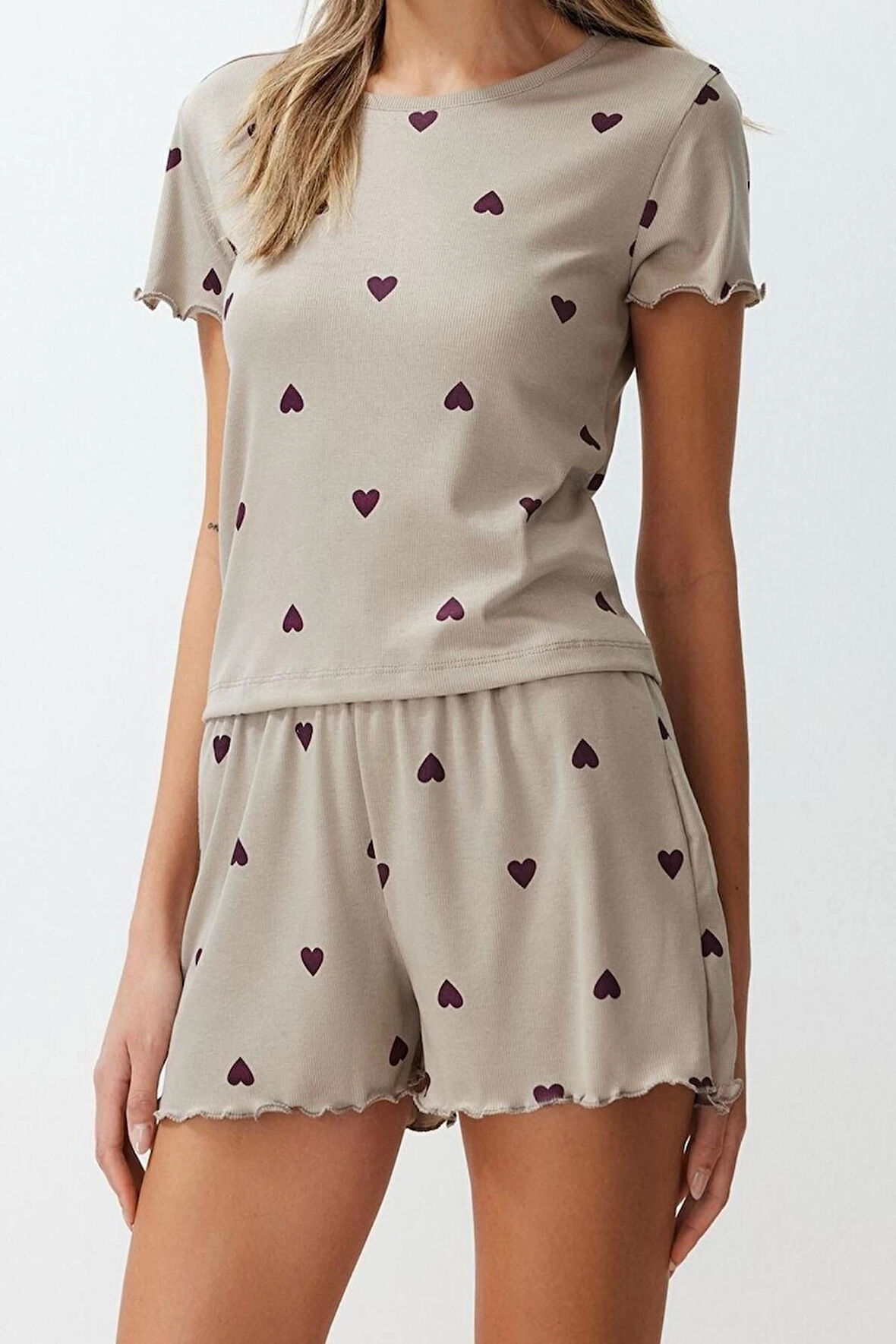 Kadın Pamuklu Bisiklet Yaka Kısa Kol Kalpli Slogan Baskılı Lastik Detaylı Fitilli Örme Pijama Takımı