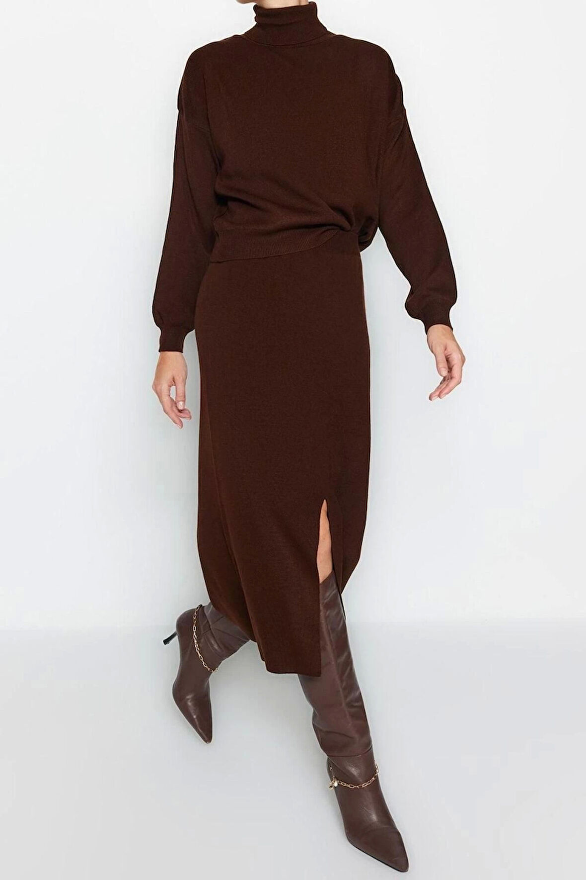 Kadın Moda Şık Regular Boy Uzun Kollu Balıkçı Yaka Triko Etekli Alt-Üst Takım