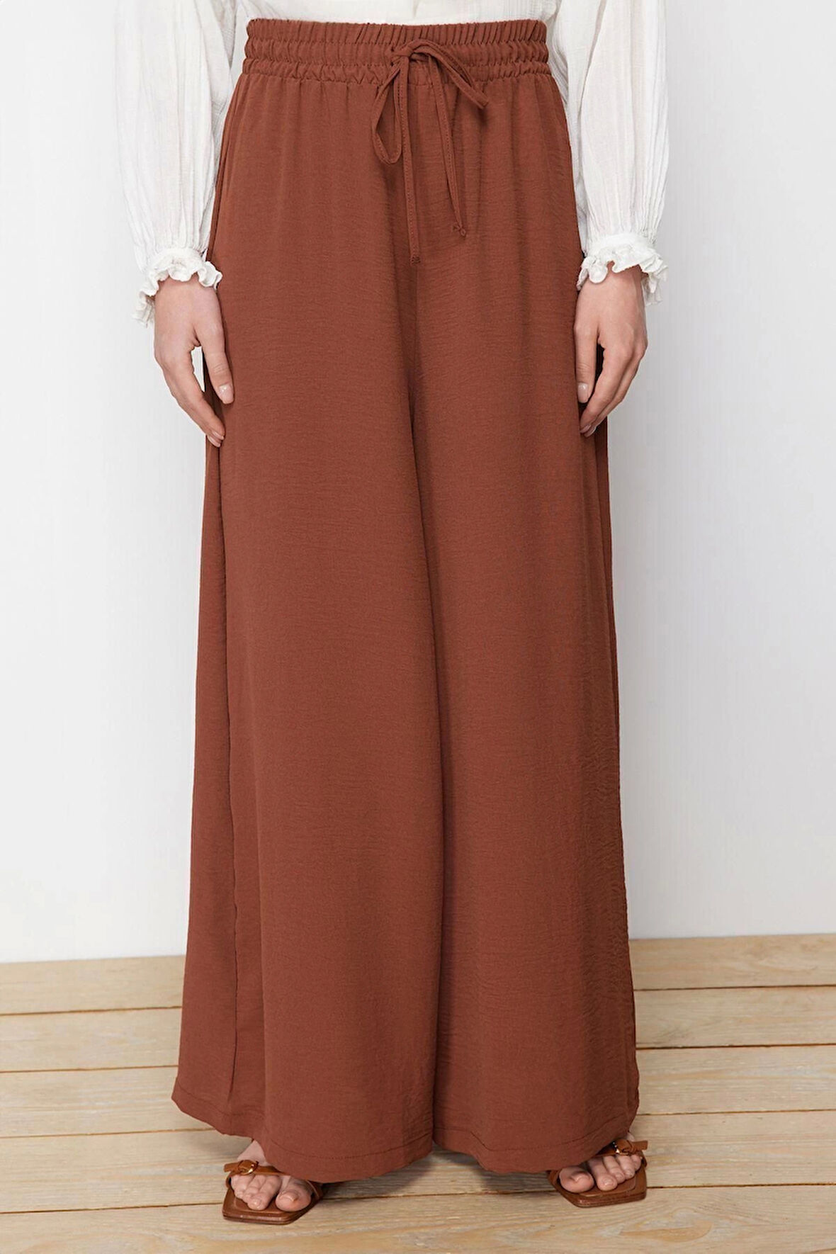 Kadın Yeni Moda Tesettür Boru Paça Regular Boy Dokuma Bol Paça Pantolon