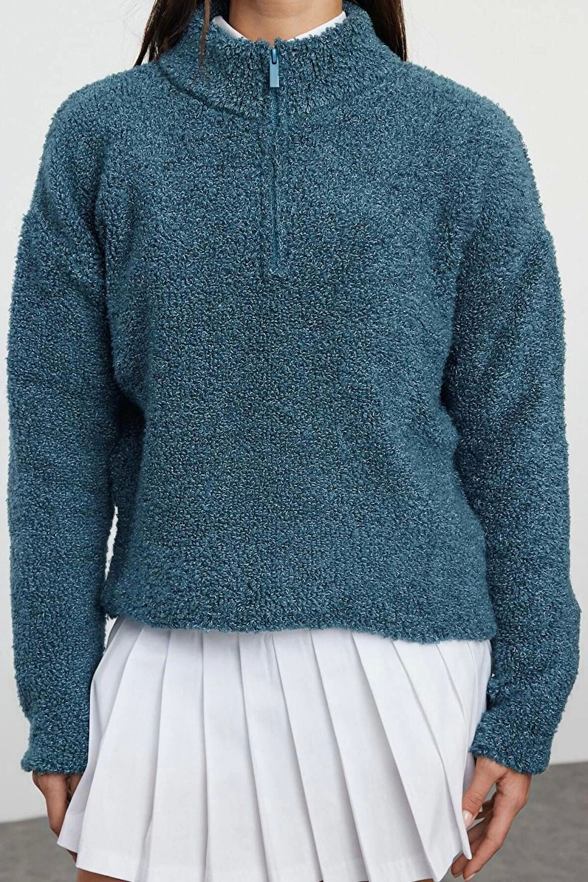 Kadın Moda Şık Dik Yaka Standart Kol Regular Buklet İplik Fermuarlı Triko Kazak