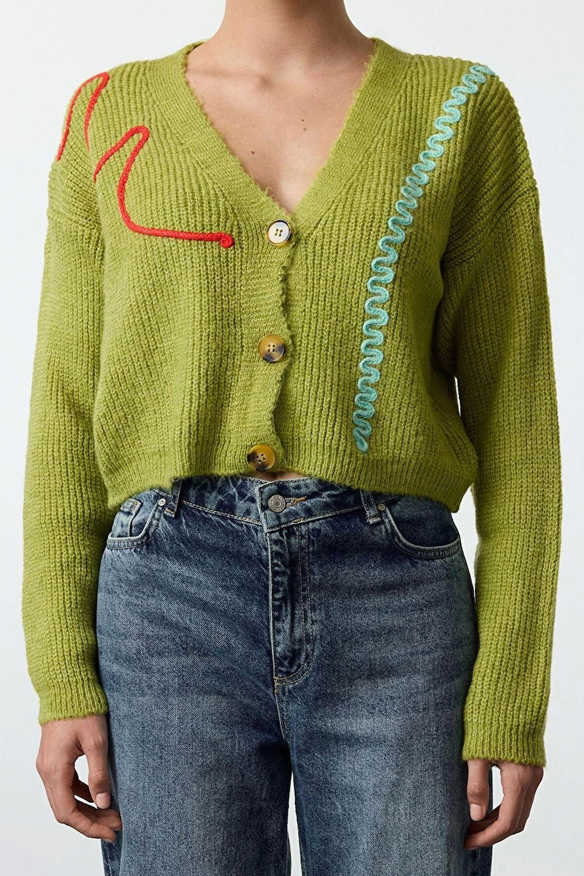 Kadın Moda Şık Crop V Yaka Regular Crop Yumuşak Dokulu Nakış Detaylı V Yaka Triko Hırka
