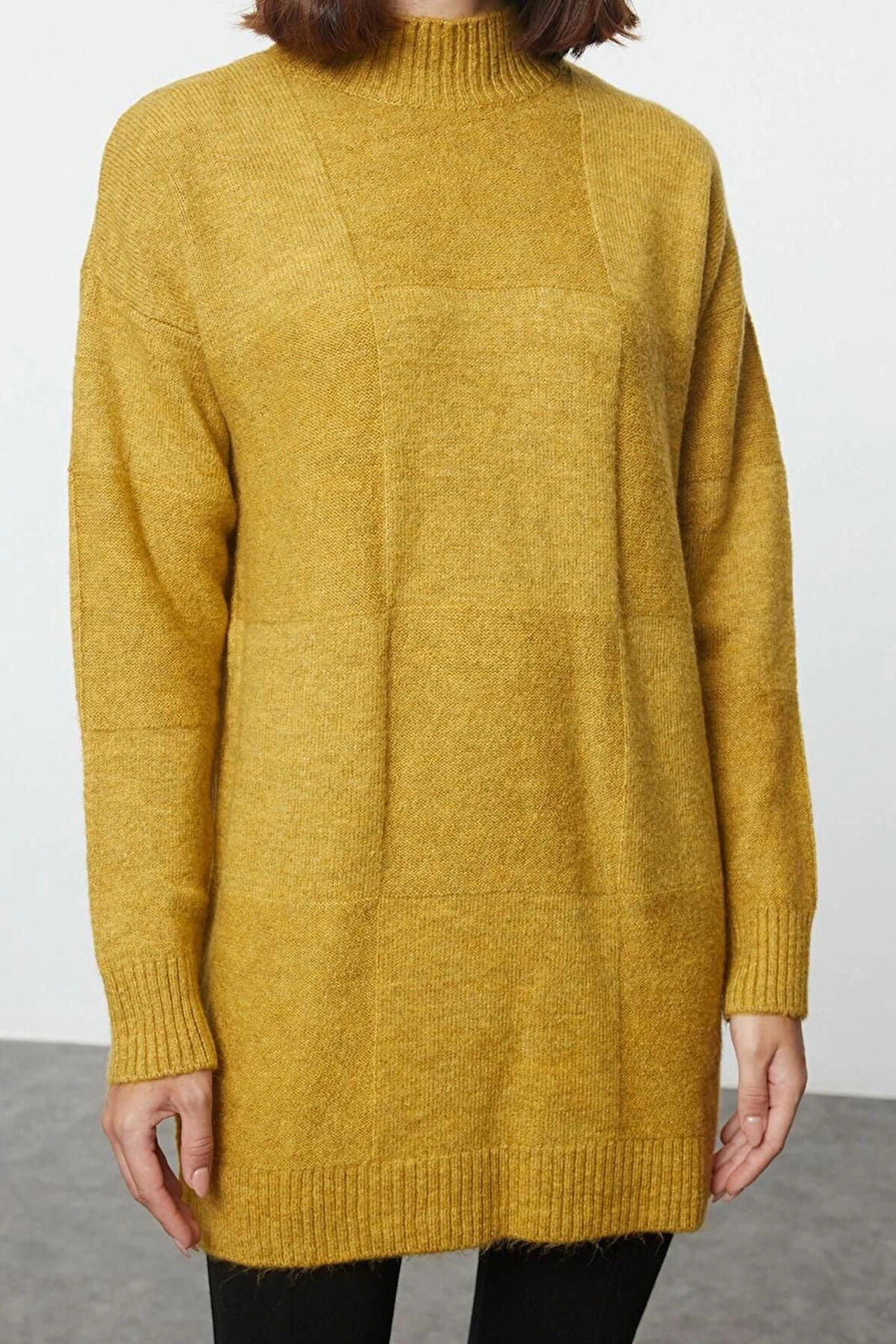 Kadın Tesettür Moda Şık Midi Dik Yaka Uzun Kol Geometrik i Yumuşak Dokulu Triko Kazak