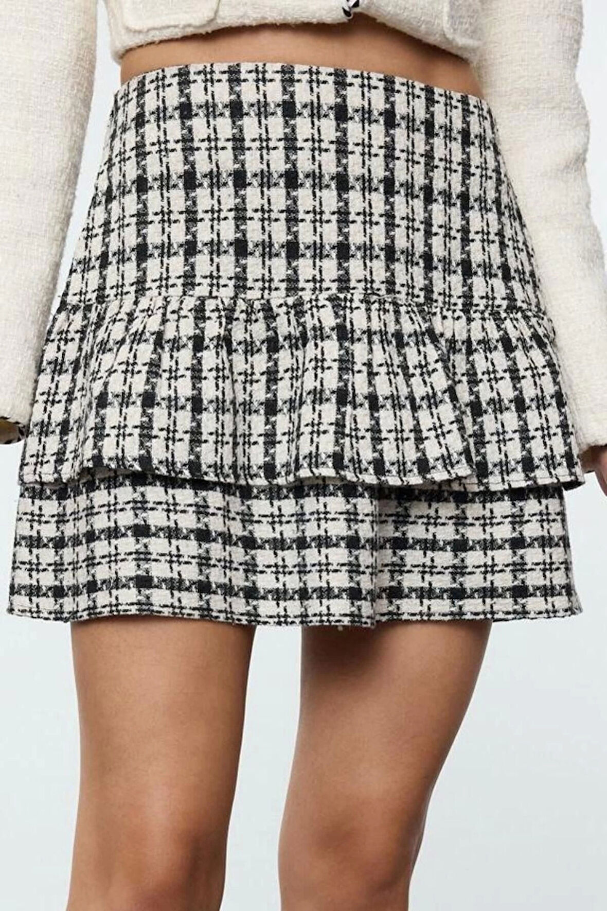 Kadın Moda Stil Mini Astarsız Dokuma Eteği Fırfır Detaylı Ekose Desenli Flanel Kumaş Mini Boy Etek