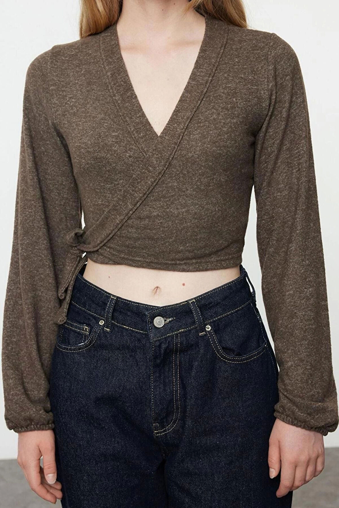 Kadın Moda Şık Regular Kruvaze Yaka İspanyol Kol Slim Kalıp Örme Yumoş Bağlama Detaylı Kollu Bluz