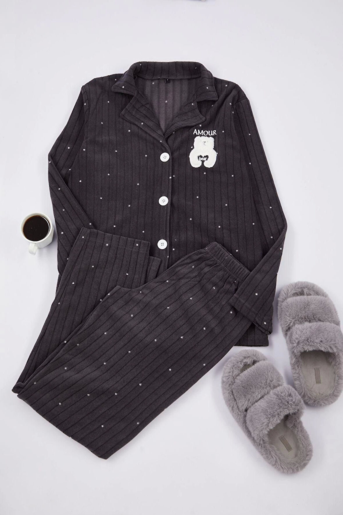 Kadın Moda Gömlek Yaka Boru Paça Uzun Kol Puantiyeli Hayvan Baskılı Polar Kışlık Örme Pijama Takımı