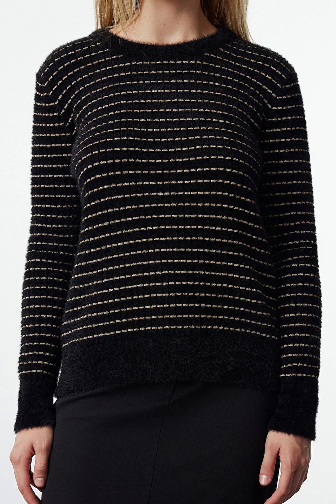 Kadın Moda Şık Bisiklet Yaka Standart Kol Regular Tüylü İplik Çizgili Triko Kazak