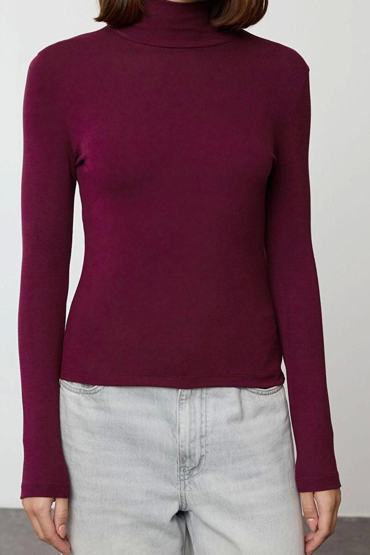 Kadın Moda Şık Regular Balıkçı Yaka Slim Kalıp Örme Yumuşak Kumaşlı Fitted Vücuda Oturan Esnek Bluz