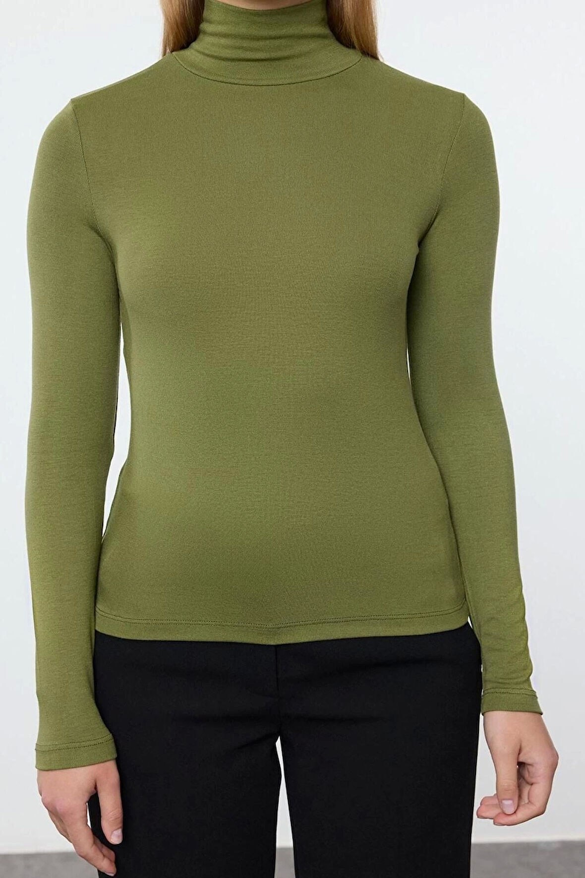 Kadın Moda Şık Regular Balıkçı Yaka Slim Kalıp Örme Yumuşak Kumaşlı Fitted Vücuda Oturan Esnek Bluz