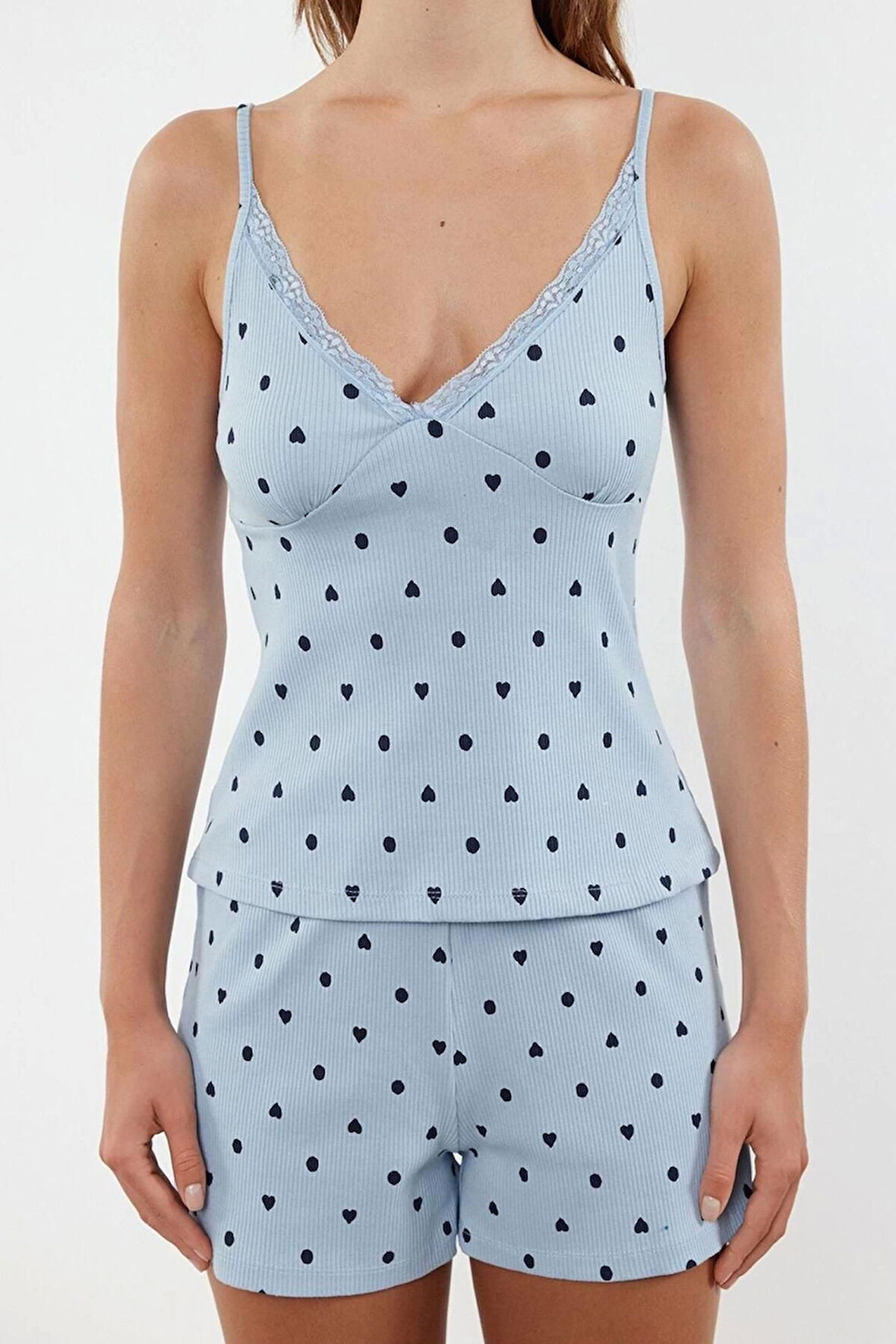 Kadın Askılı Yaka Askılı Kol Premium Pamuklu Çiçekli Dantel Detaylı İp Fitilli Pijama Takımı