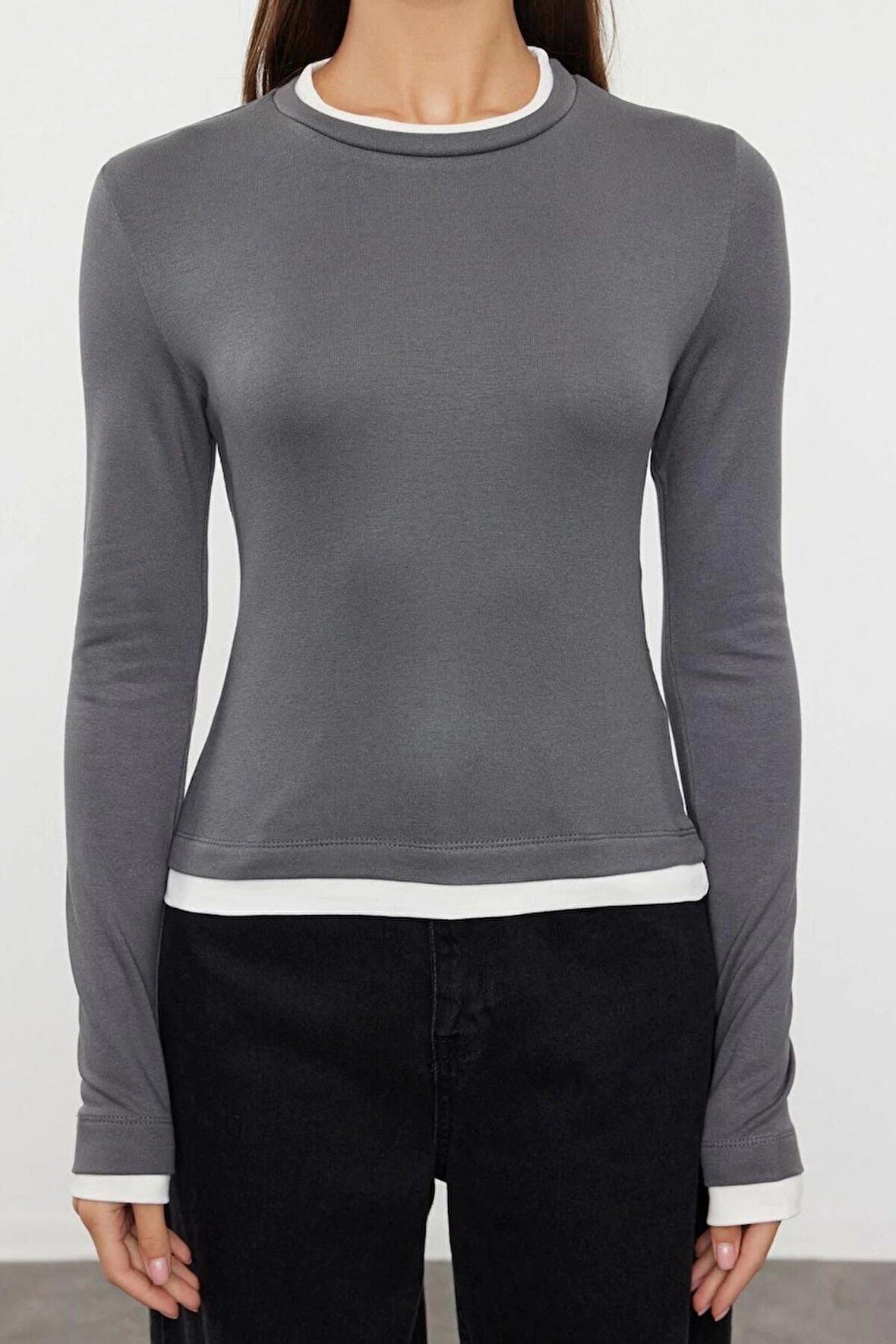 Kadın Şık Regular Dik Yaka Slim Kalıp Örme Fitted Vücuda Oturan Viskon Yumuşak Kumaşlı Esnek Bluz