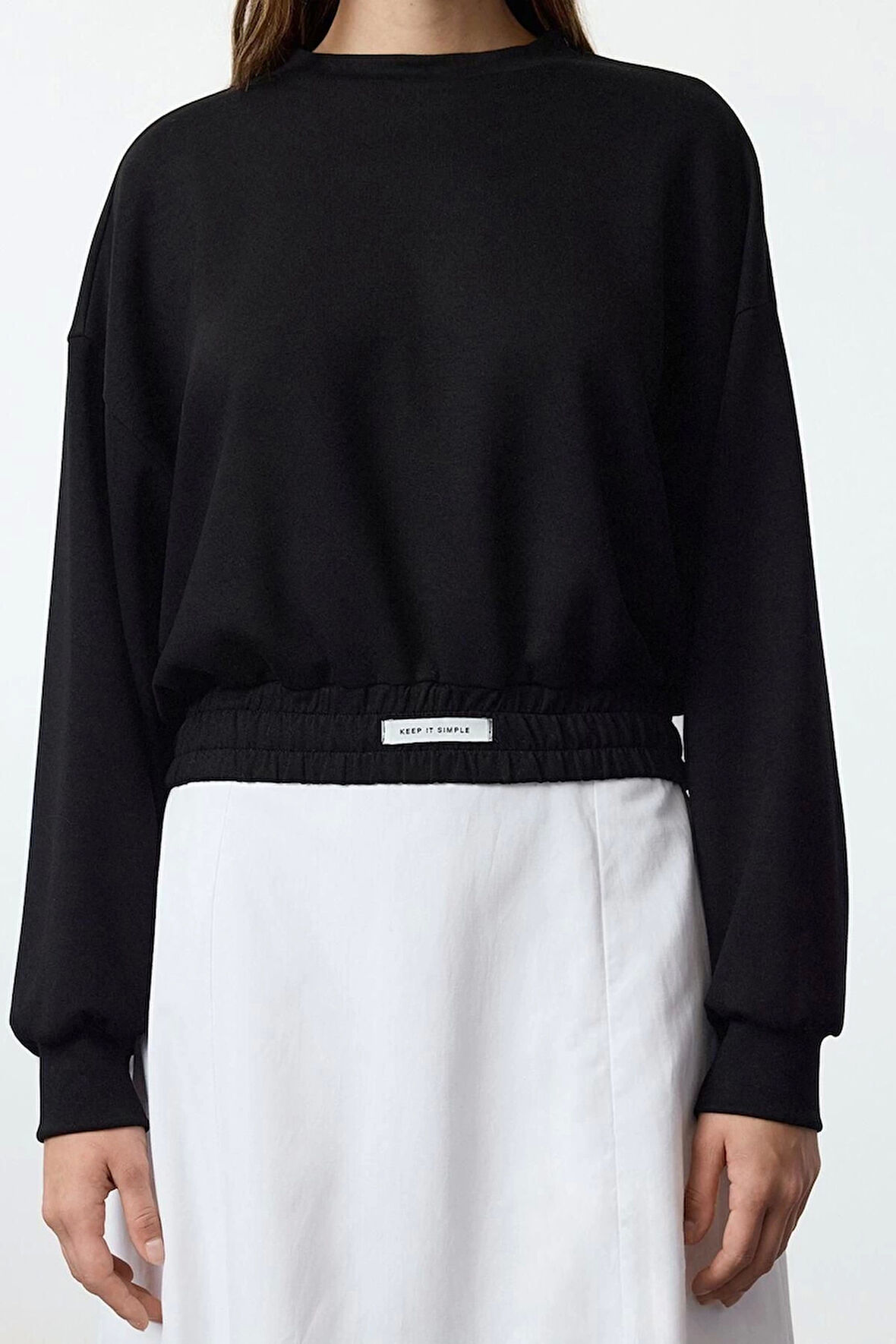 Kadın Oversize Dik Yaka Düşük Kol Crop Rahat Kalıp Yumuşak Tuşeli Crop Etiket Örme Sweatshirt