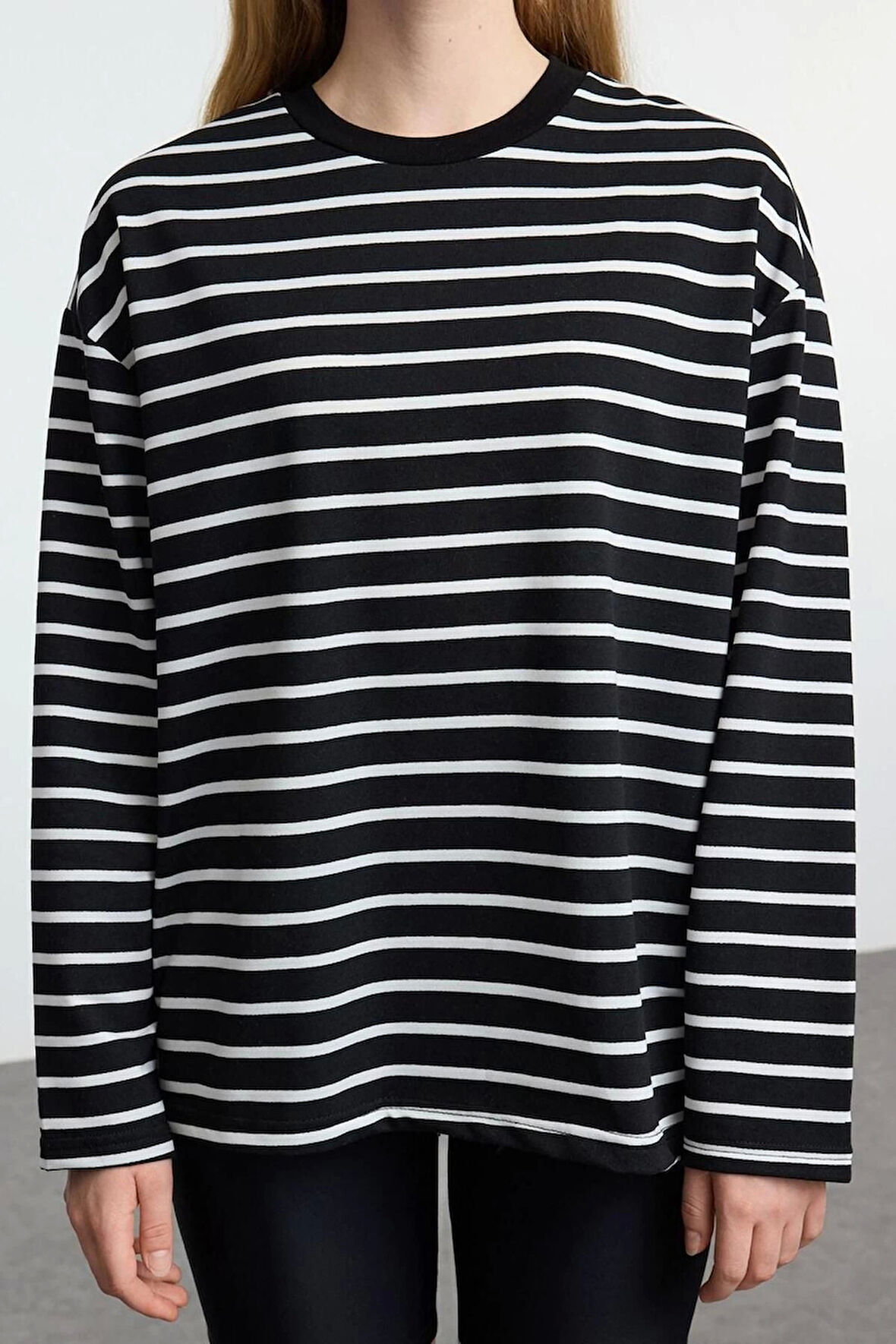 Kadın Moda Şık Oversize Bisiklet Yaka Düşük Kol Uzun Çizgili Geniş Kesim İnce Örme Sweatshirt
