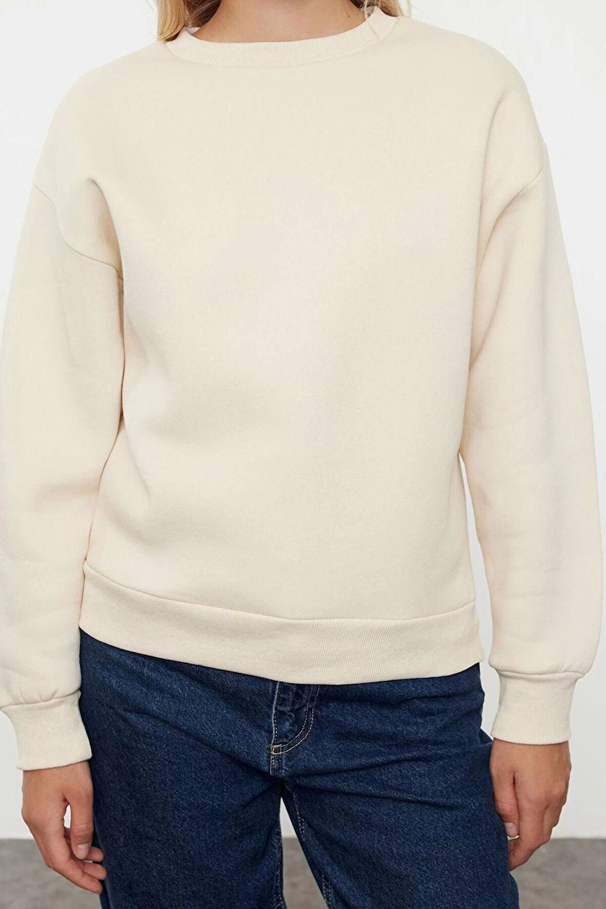 Kadın Regular Bisiklet Yaka Düşük Kol Regular Kalın İçi Polarlı Normal Kalıp Basic Örme Sweatshirt