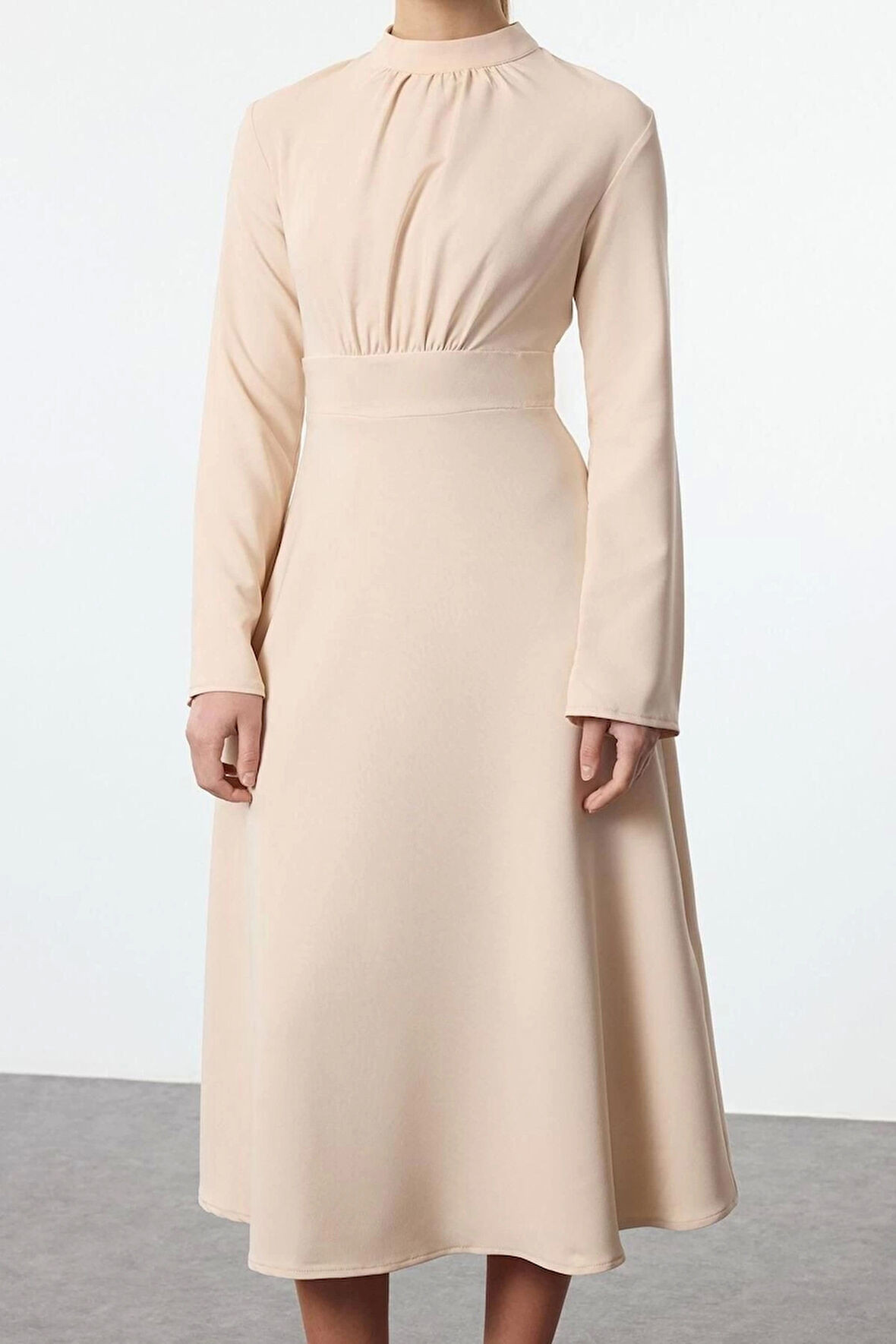 Kadın Moda Şık Midi Boy Dik Yaka Regular Skater Belden Açılan Dokuma Elbise