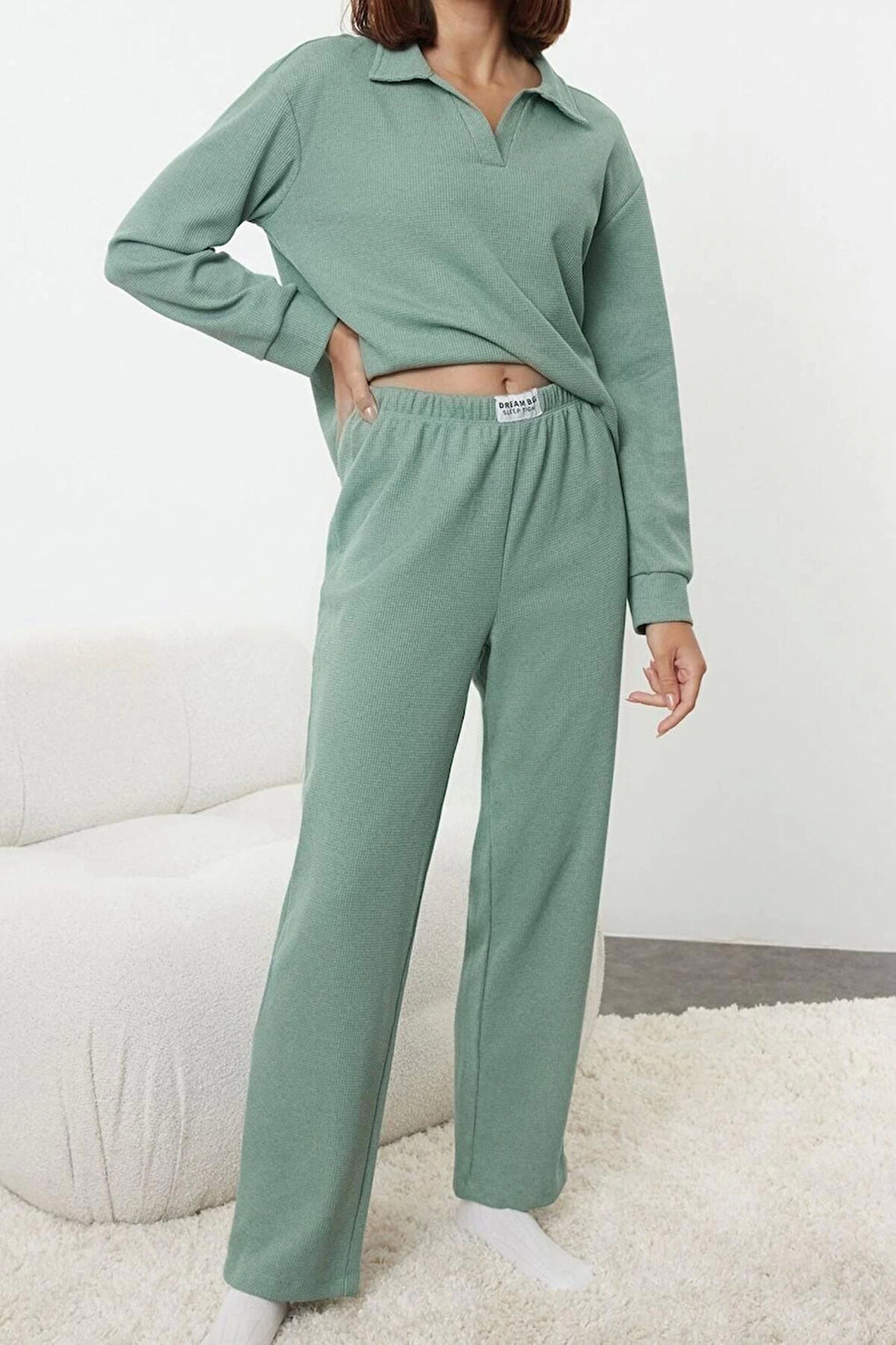 Kadın Moda Şık V Yaka Boru Paça Uzun Kol Etiket Detaylı Waffle Kumaş Örme Pijama Takımı