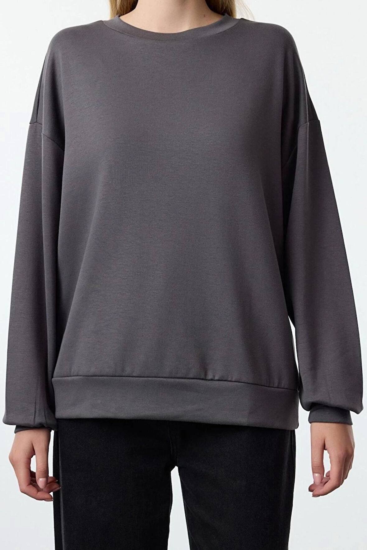 Kadın Moda Şık Bol Bisiklet Yaka Düşük Kol Uzun Yumuşak Tuşeli Geniş Kesim Örme Sweatshirt