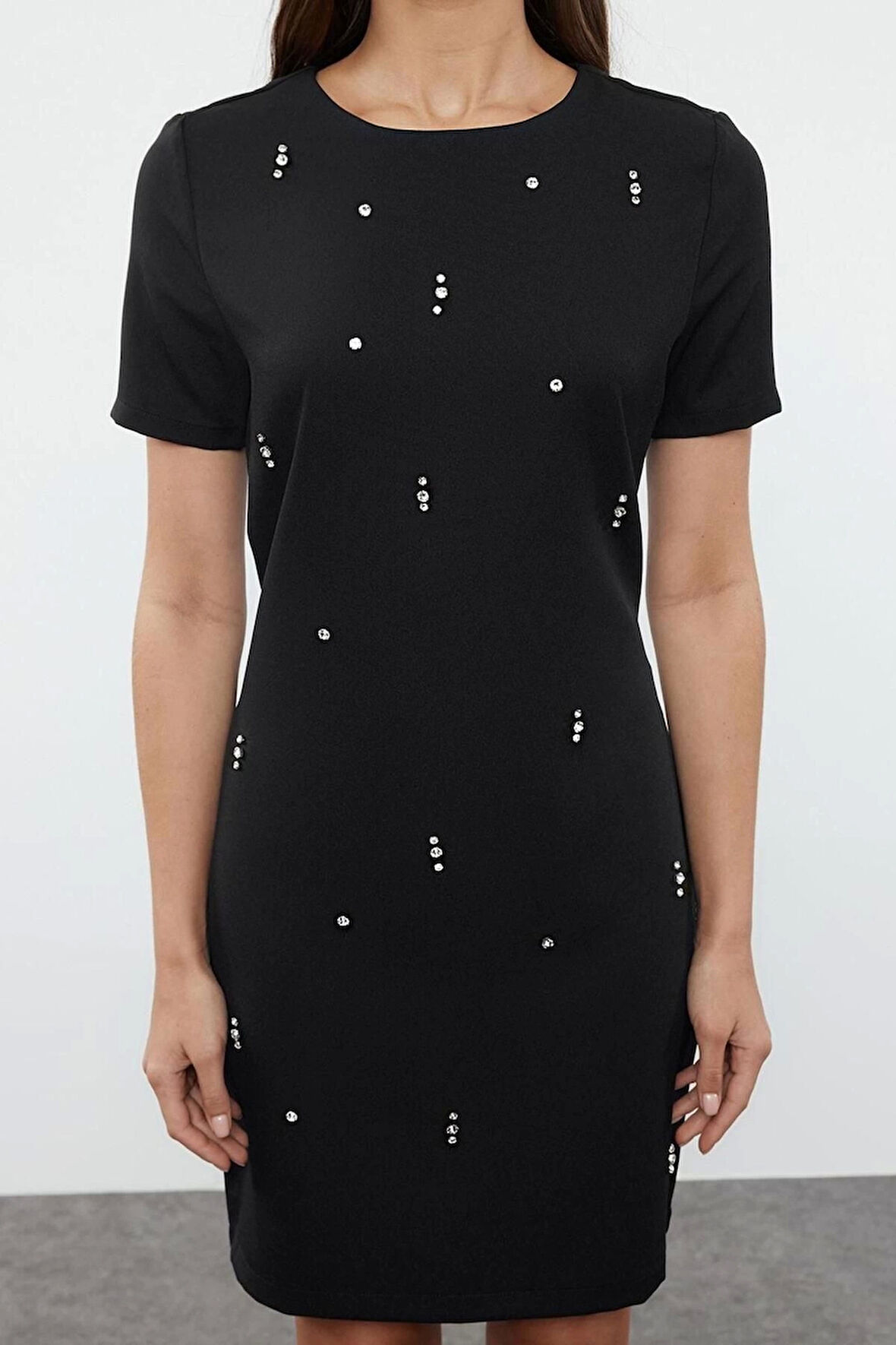 Kadın Moda Şık Mini Boy Bisiklet Yaka Regular Shift Düz Kalıp Taş İşlemeli Dokuma Elbise