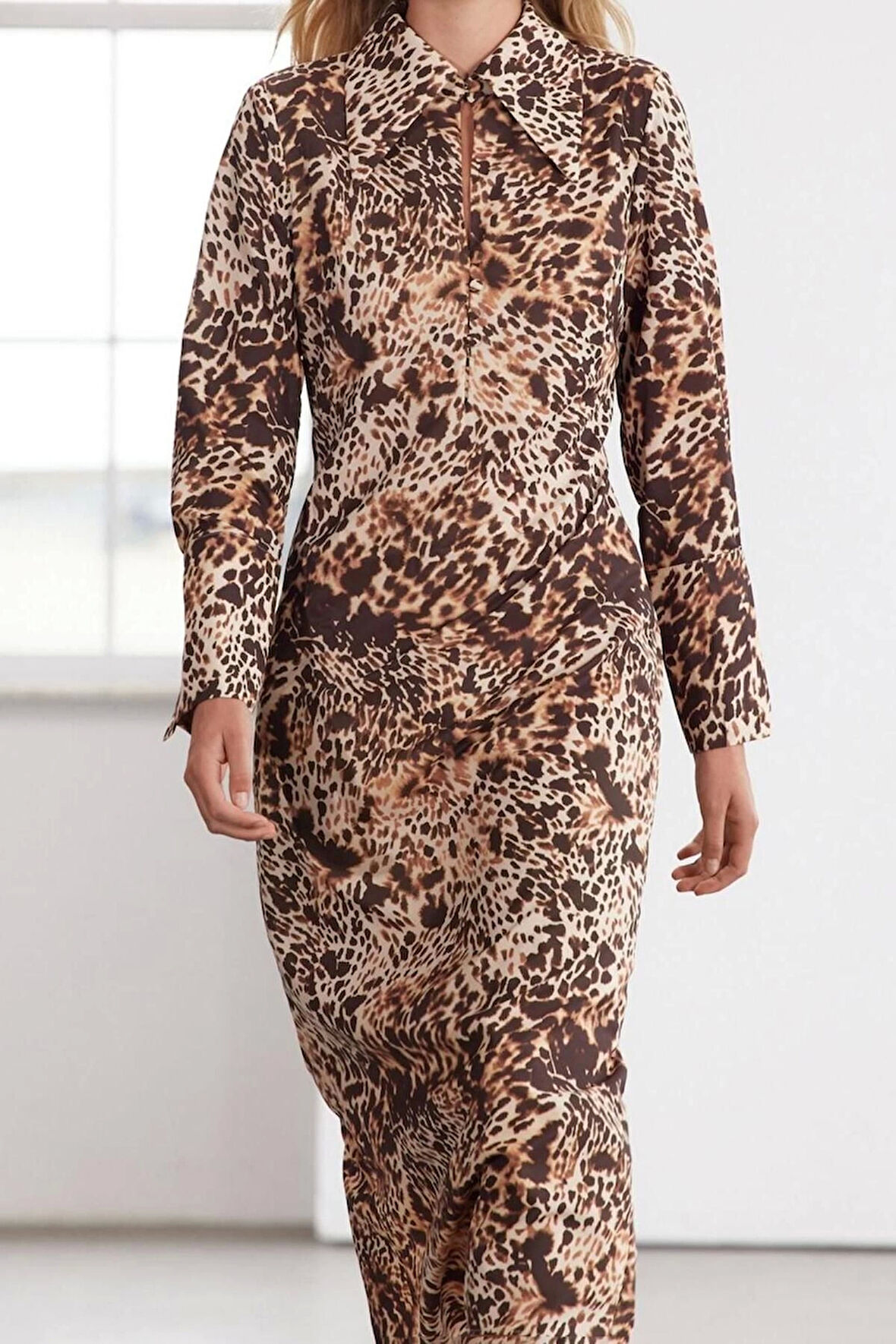 Kadın Moda Şık Maxi Boy Gömlek Yaka Regular Limited Edition Leoparlı Dokuma Elbise