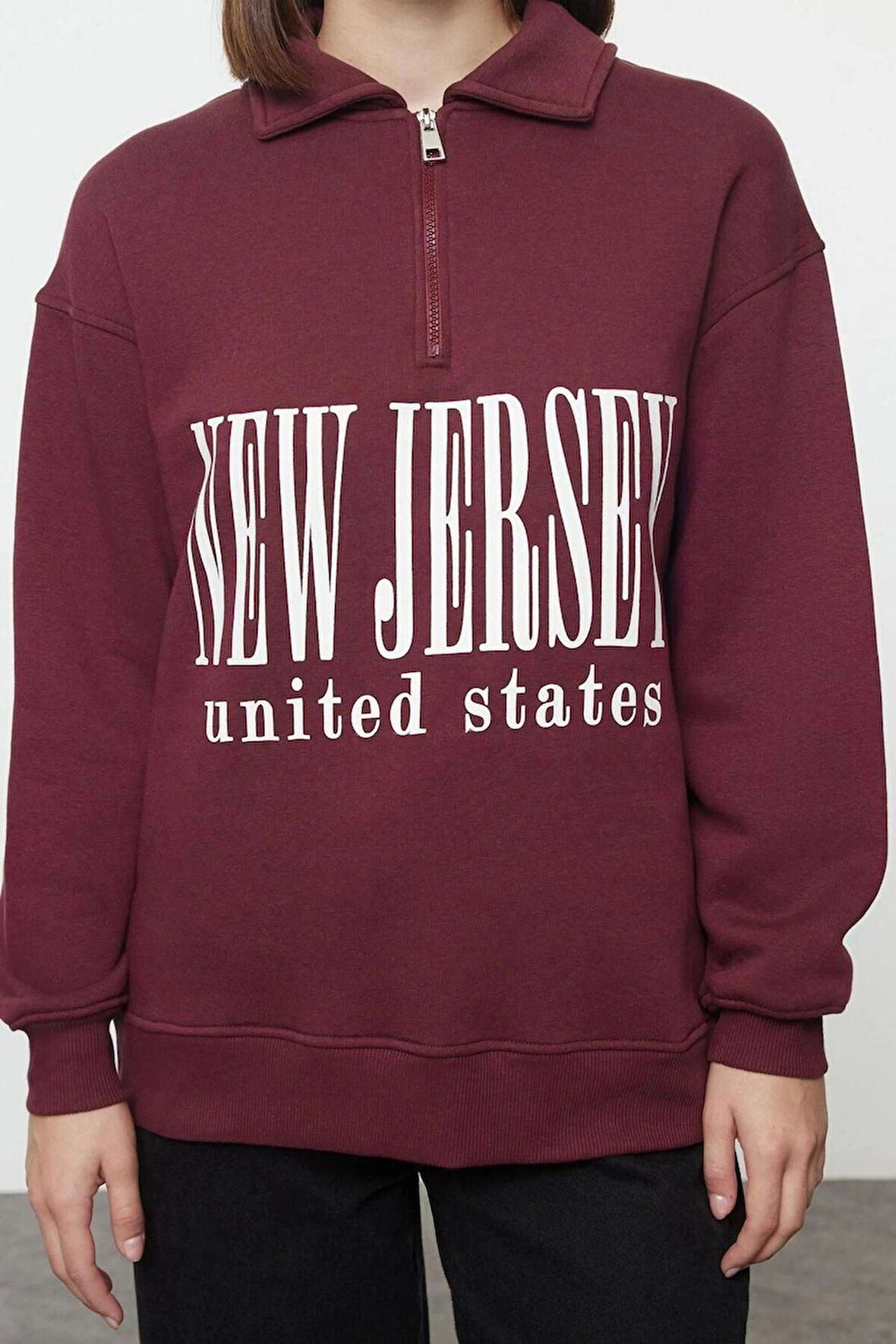 Kadın Oversize Fermuarlı Yaka Uzun Kalıp Kalın Polarlı Slogan Baskılı Fermuarlı Örme Sweatshirt