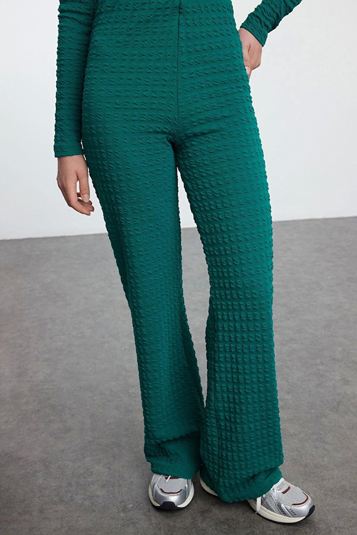 Kadın Moda Şık Boru Paça Uzun Boy Dokulu Fitted Vücuda Oturan Esnek Örme Alt-Üst Takım