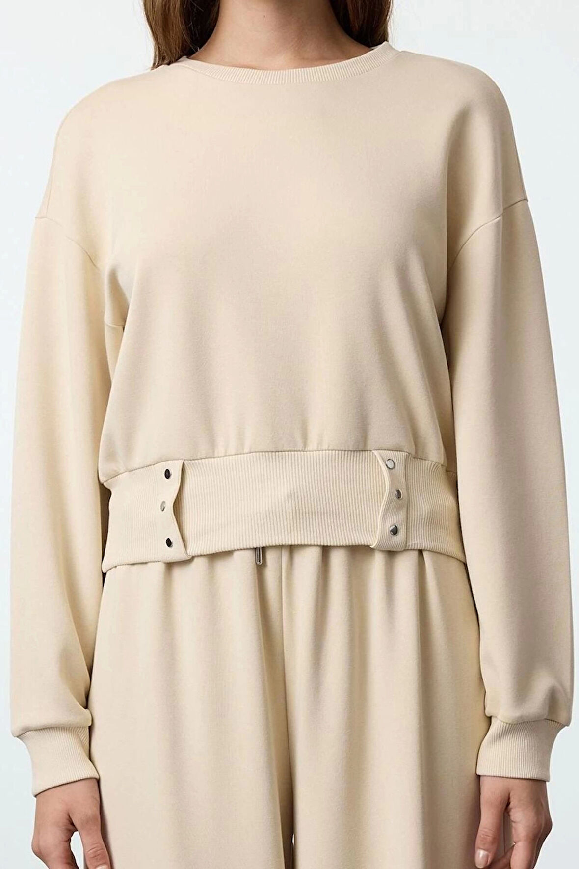 Kadın Moda Şık Bol Bisiklet Yaka Düşük Kol Uzun Çıtçıtlı Rahat Kalıp Crop Kalın Örme Sweatshirt