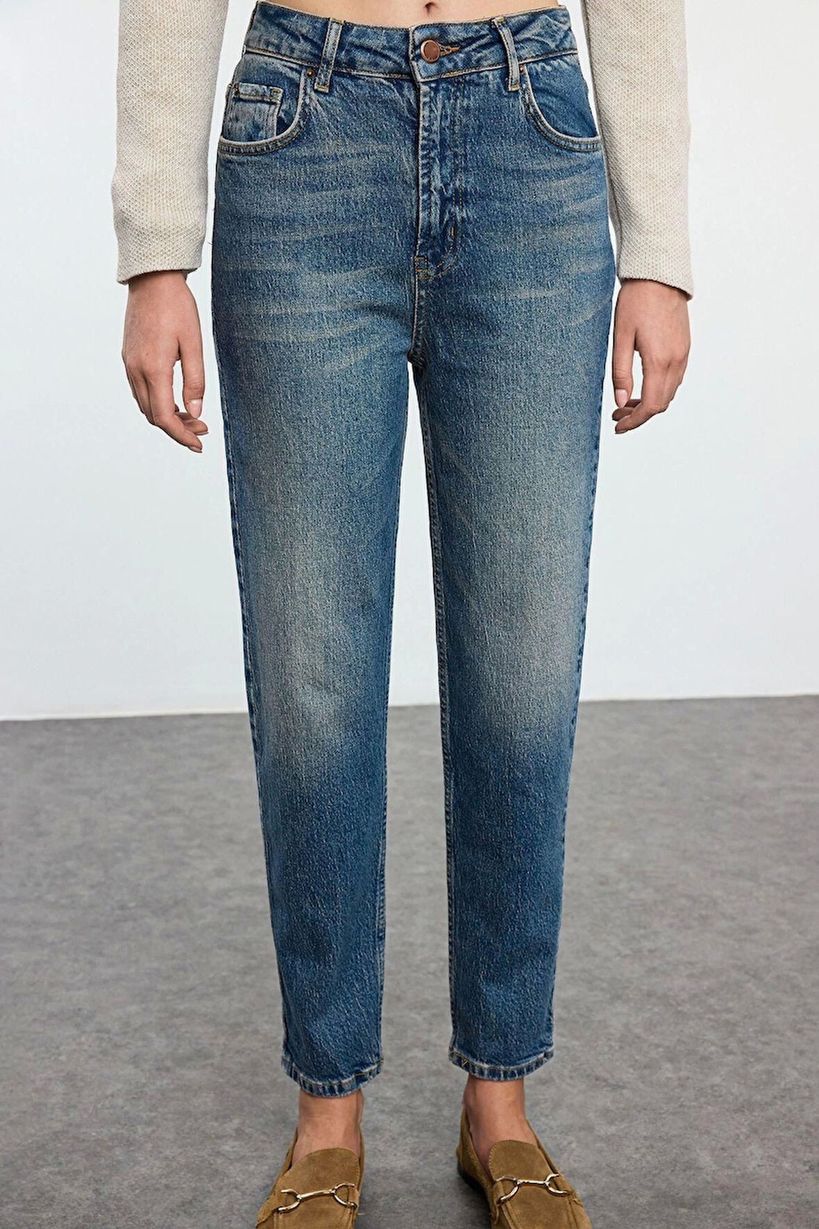Kadın Moda Şık Kot Pantolon Boru Paça Uzun Boy Denim Soluk Vintage Yüksek Bel Slim Mom Jeans