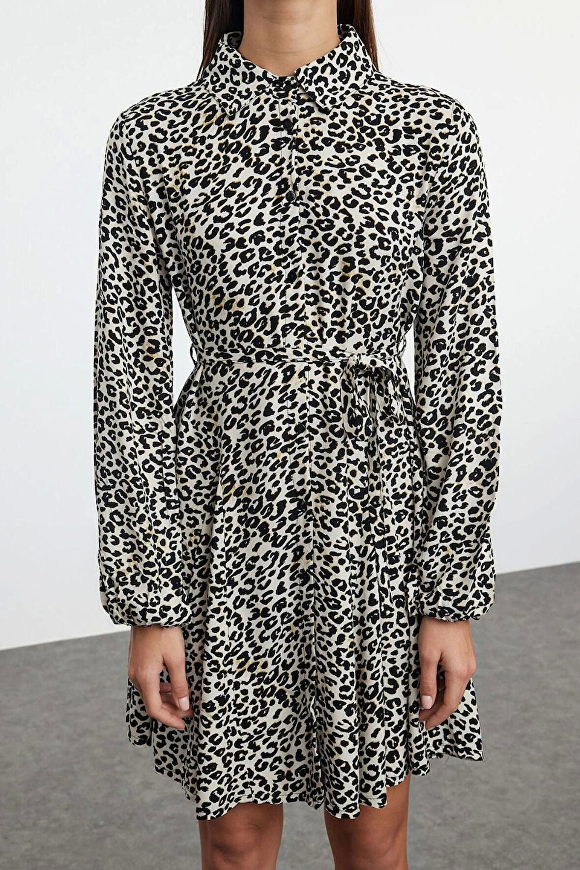 Kadın Moda Şık Mini Boy Gömlek Yaka Regular Kuşaklı Animal Dokuma Elbise