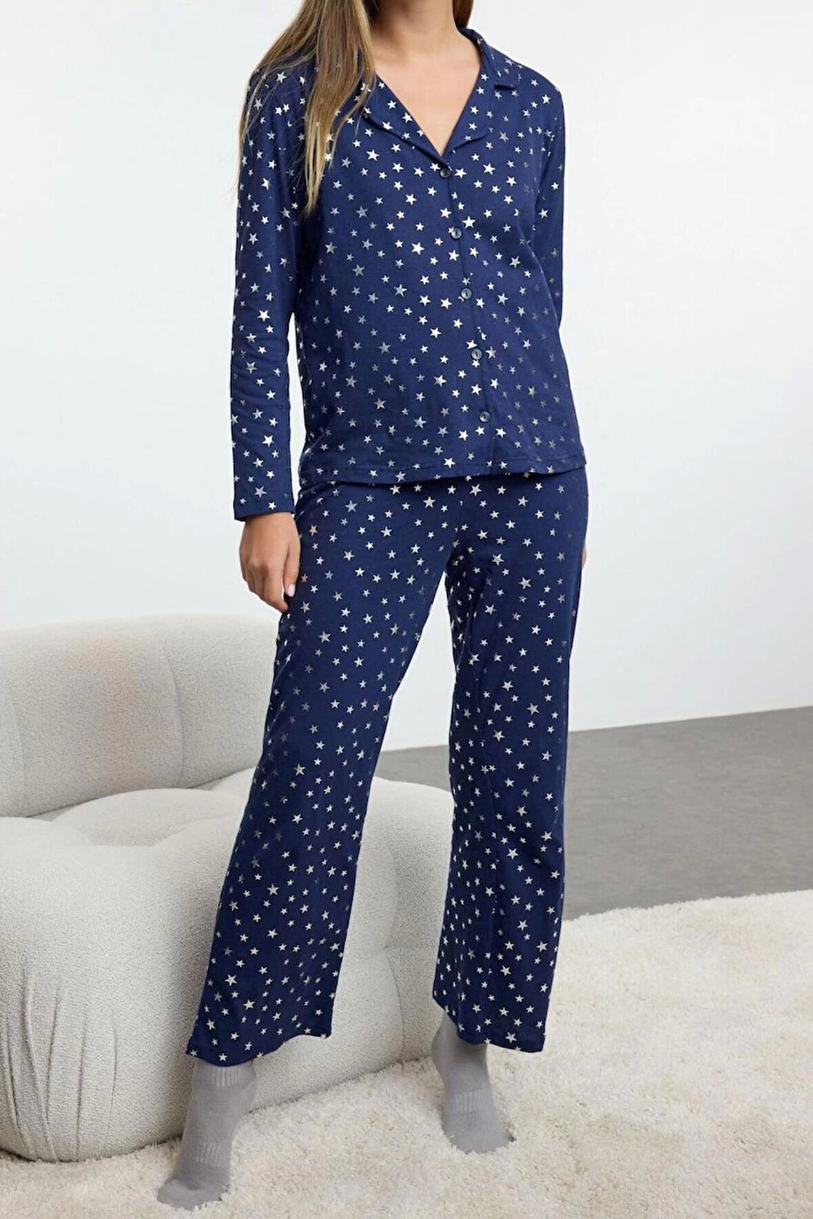 Kadın Moda Şık Gömlek Yaka Geniş Paça Uzun Kol %100 Pamuklu Varak Yıldız Desenli Örme Pijama Takımı