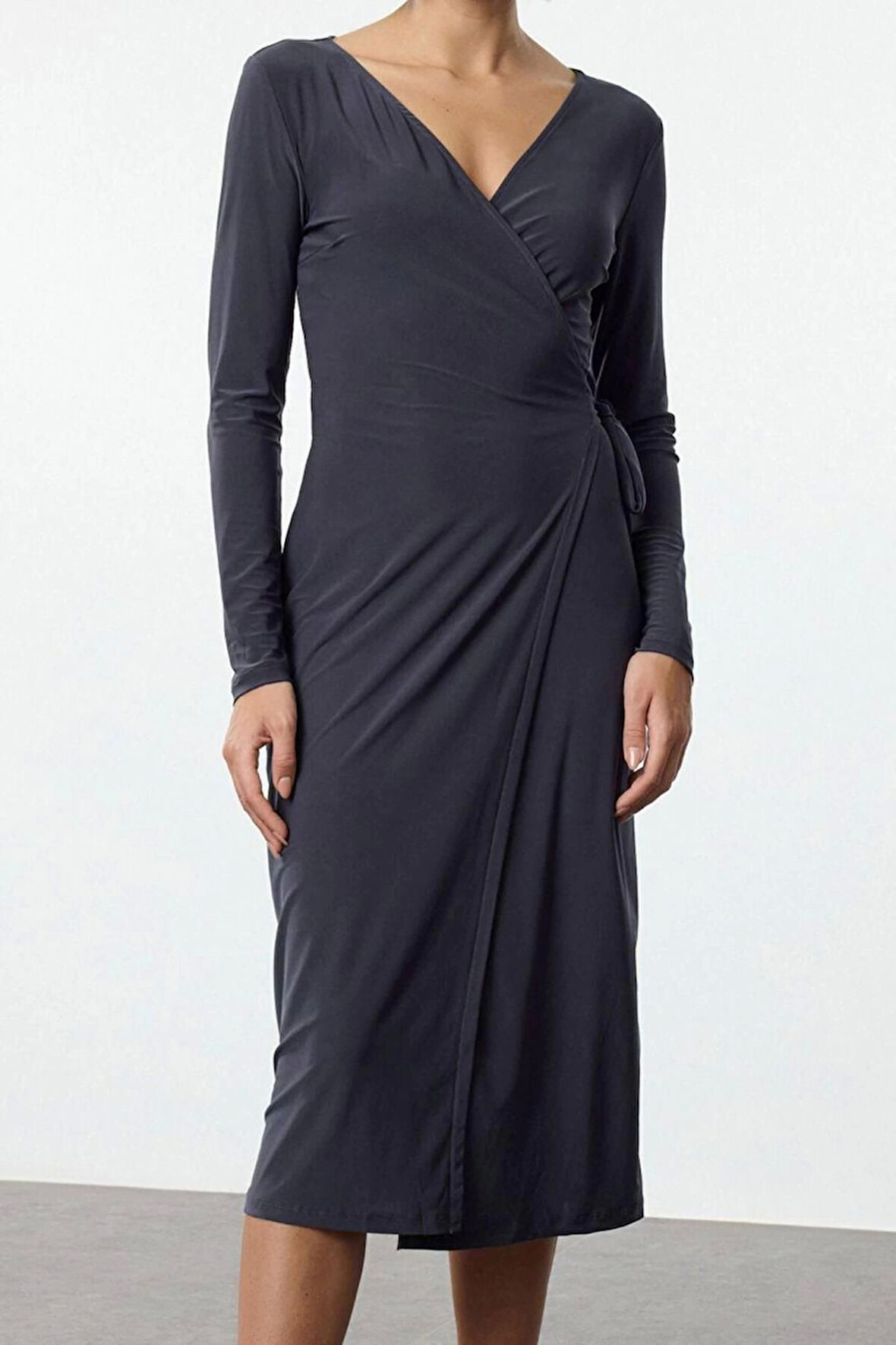 Kadın Moda Şık Midi Boy Kruvaze Regular Yaka Kuşaklı Fitted Vücuda Oturan Örme Elbise