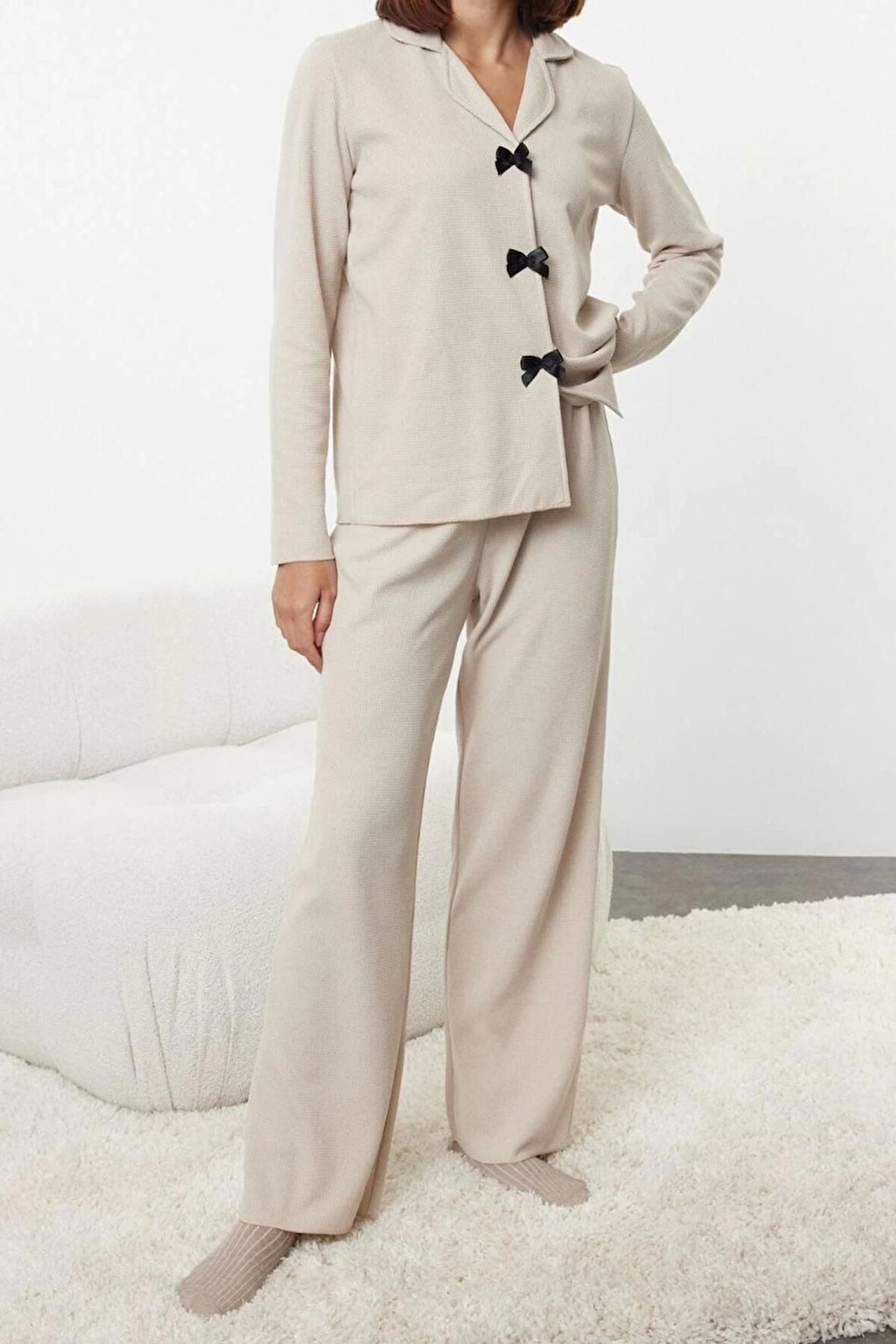 Kadın Moda Şık Gömlek Yaka Boru Paça Uzun Kol Kurdele Fiyonklu Waffle Kumaş Örme Pijama Takımı