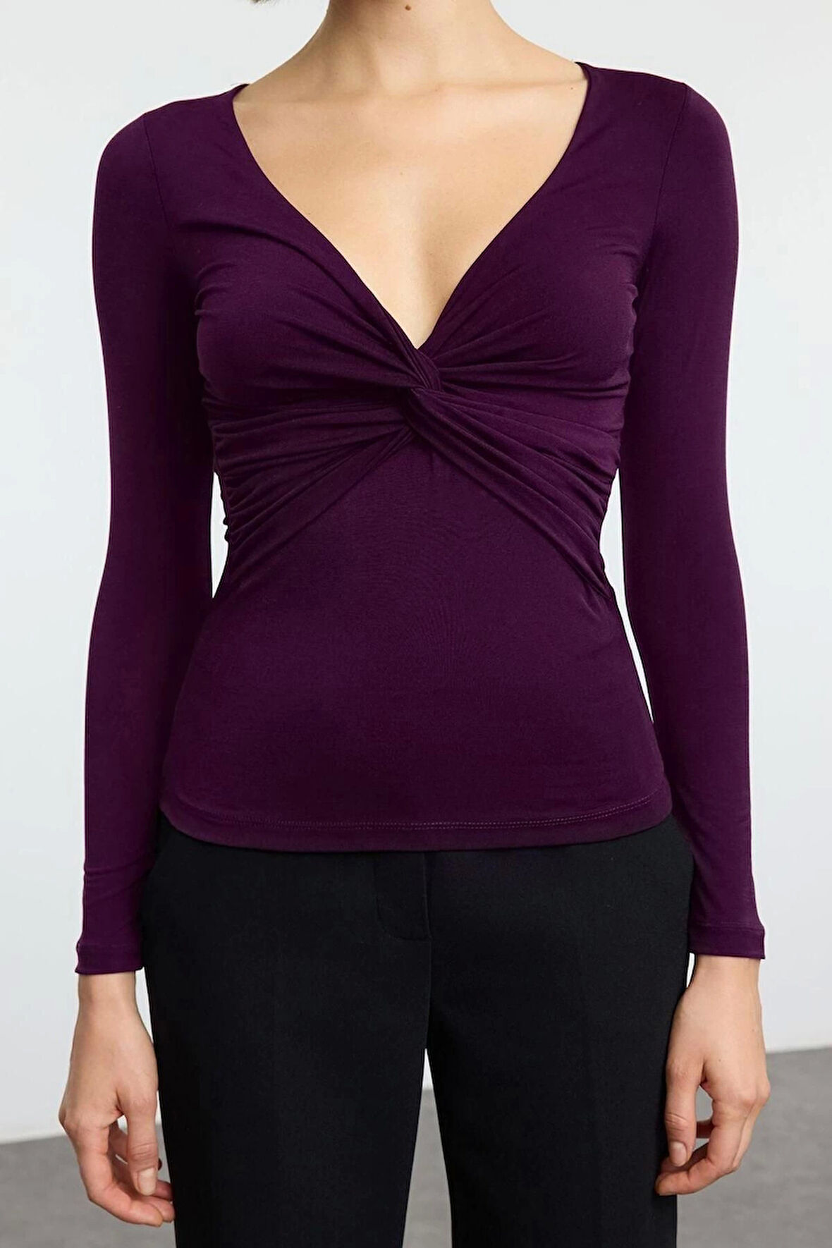 Kadın Moda Şık Crop V Yaka Slim Kalıp Örme Büzgü Drape Detaylı Fitted Vücuda Oturan Kollu Esnek Bluz