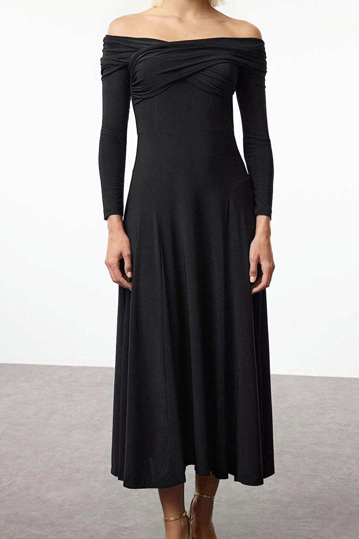 Kadın Moda Şık Midi Boy Asimetrik Yaka Fitted A-Kesim Örme Elbise