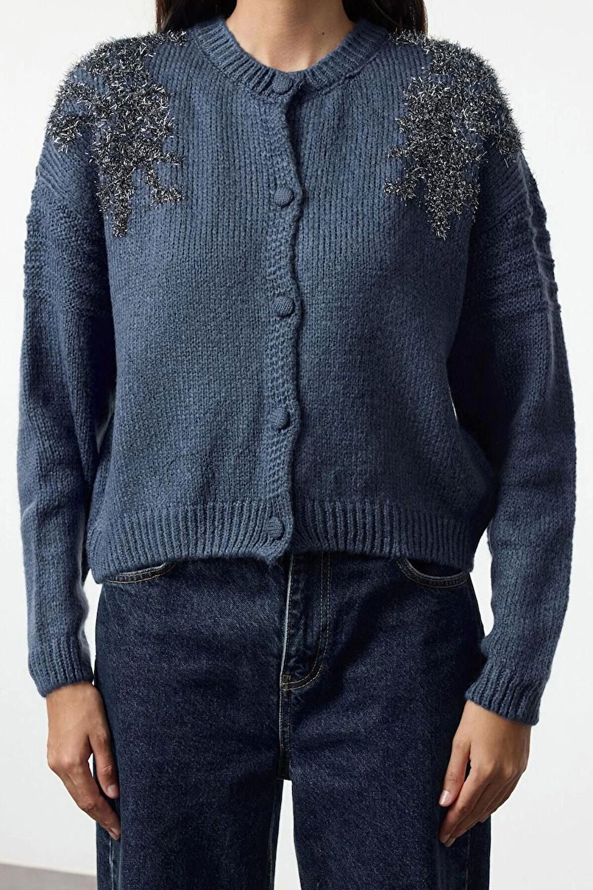 Kadın Moda Şık Regular Bisiklet Yaka Regular Oversize Yumuşak Dokulu Parlak Sim İşlemeli Triko Hırka