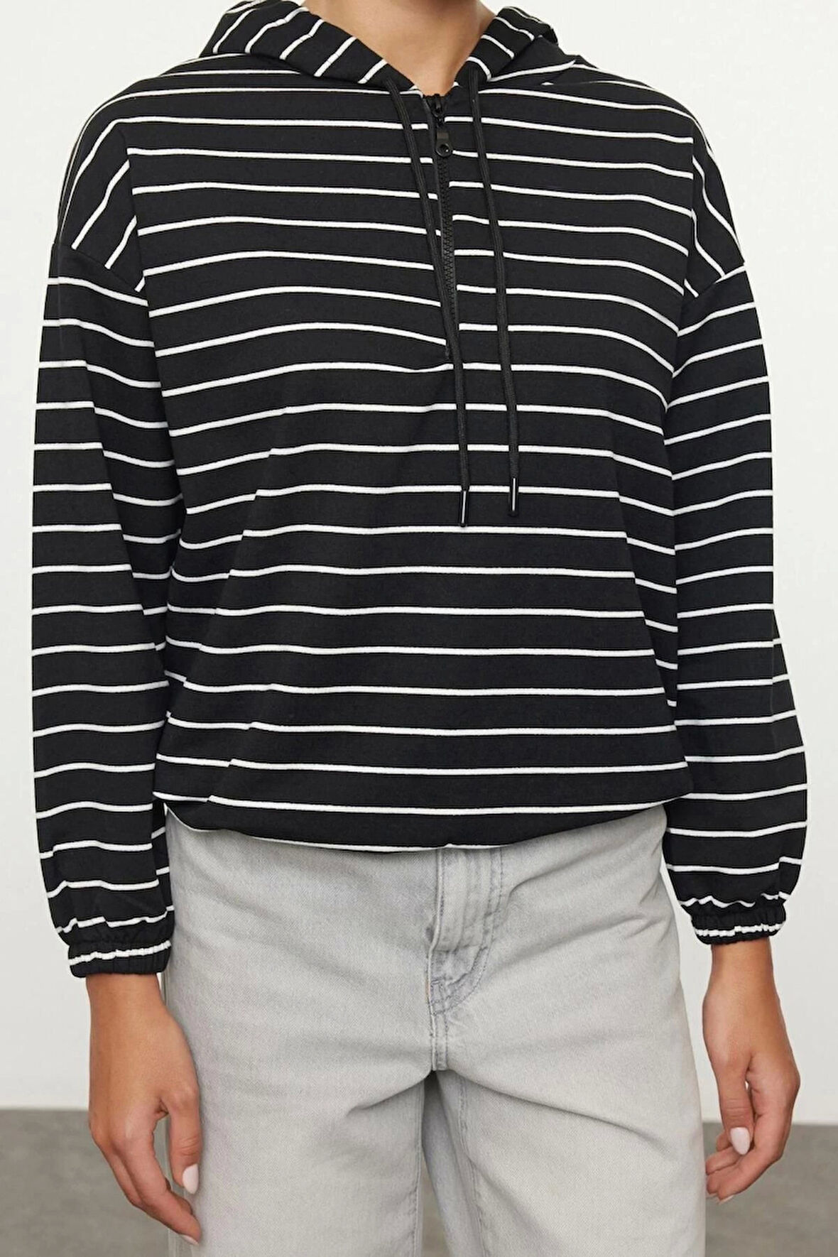Kadın Moda Şık Regular Kapüşonlu Düşük Kol Regular Çizgili İnce Kumaş Örme Sweatshirt