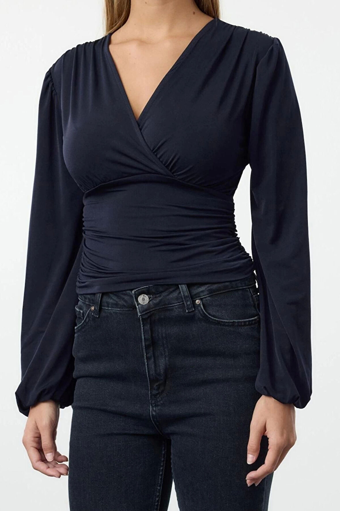 Kadın Moda Şık Regular Kruvaze Yaka Balon Kol Slim Kalıp Örme Büzgü Drape Detaylı Kollu Esnek Bluz