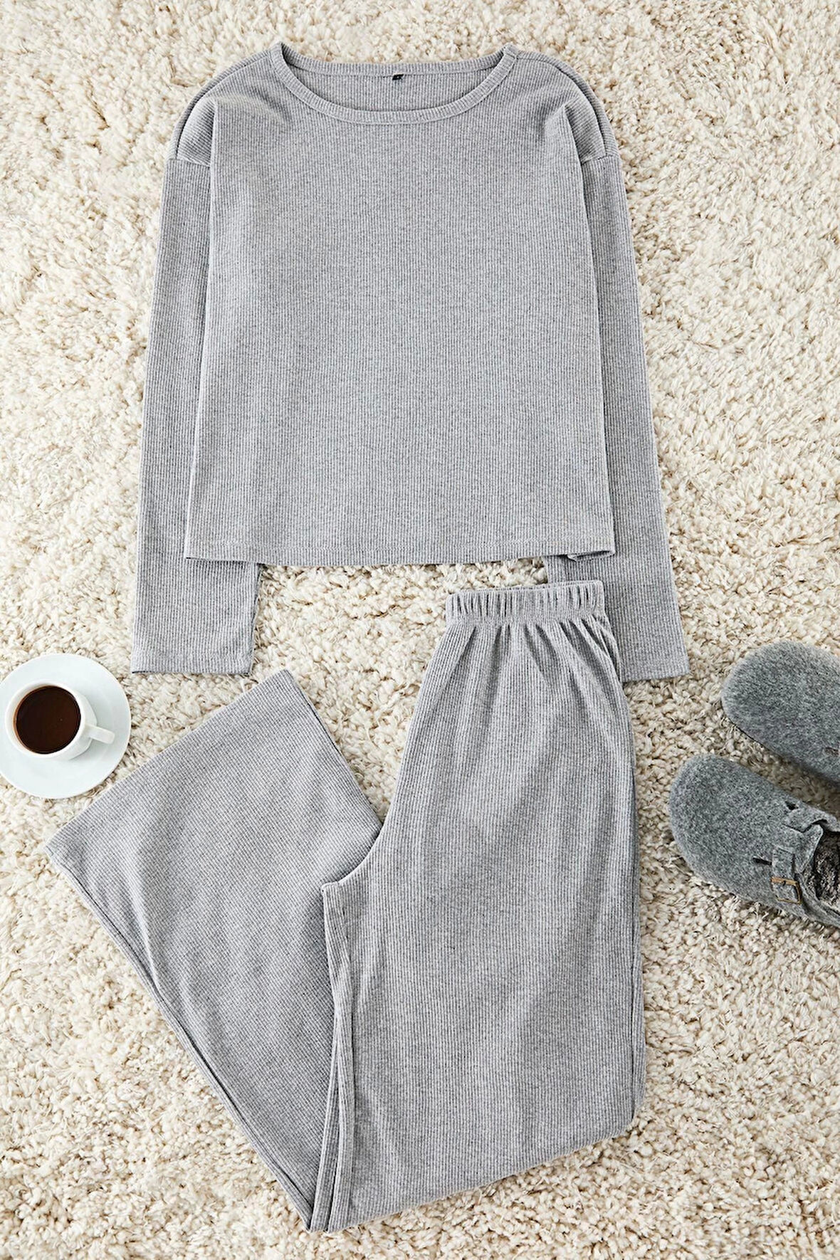 Kadın Moda Şık Bisiklet Yaka Geniş Paça Uzun Kol Fitilli Örme Pijama Takımı