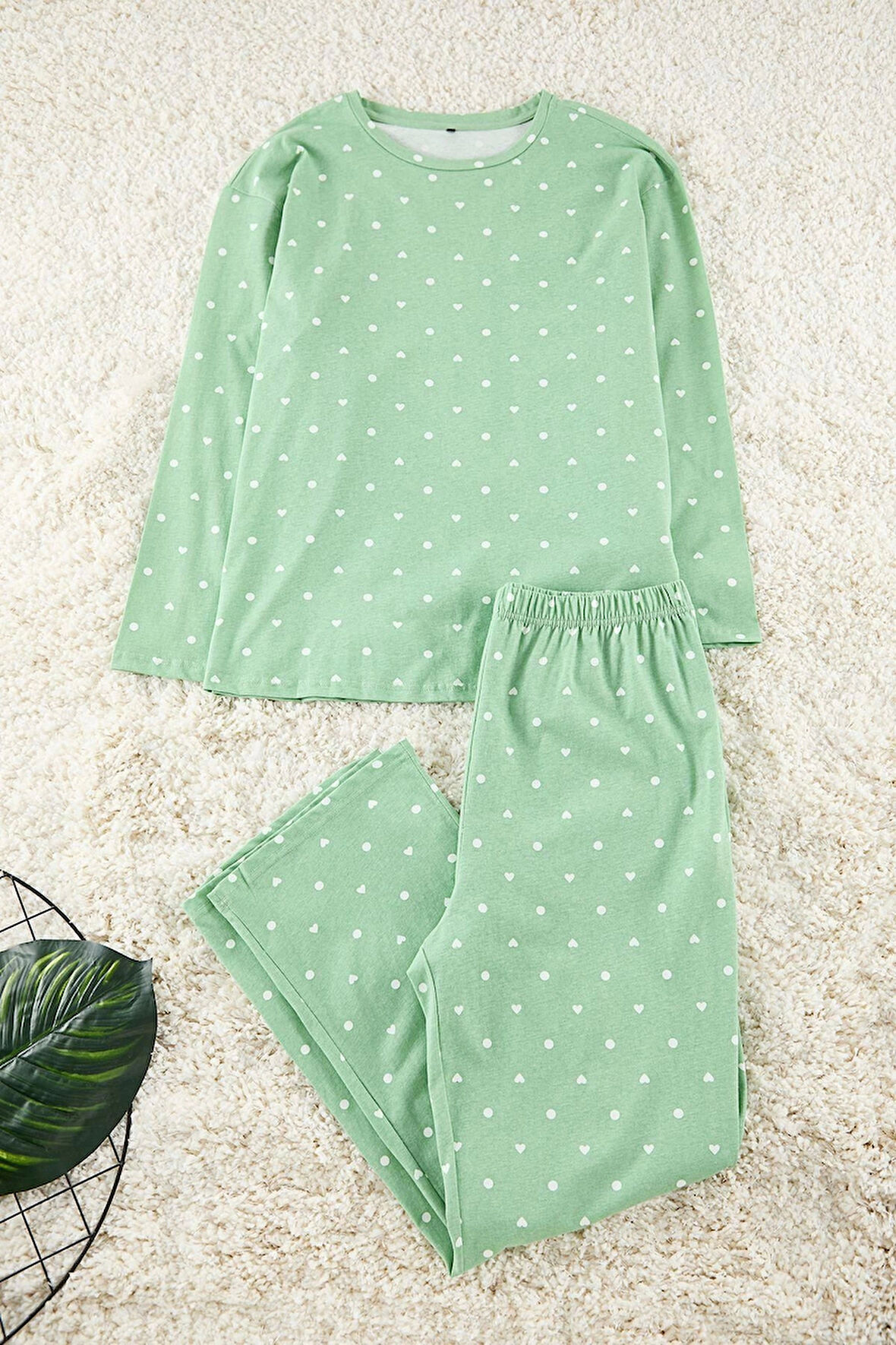 Kadın Moda Büyük Beden Bisiklet Yaka Boru Paça Uzun Kol Kalp ve Puantiye Desenli Örme Pijama Takımı