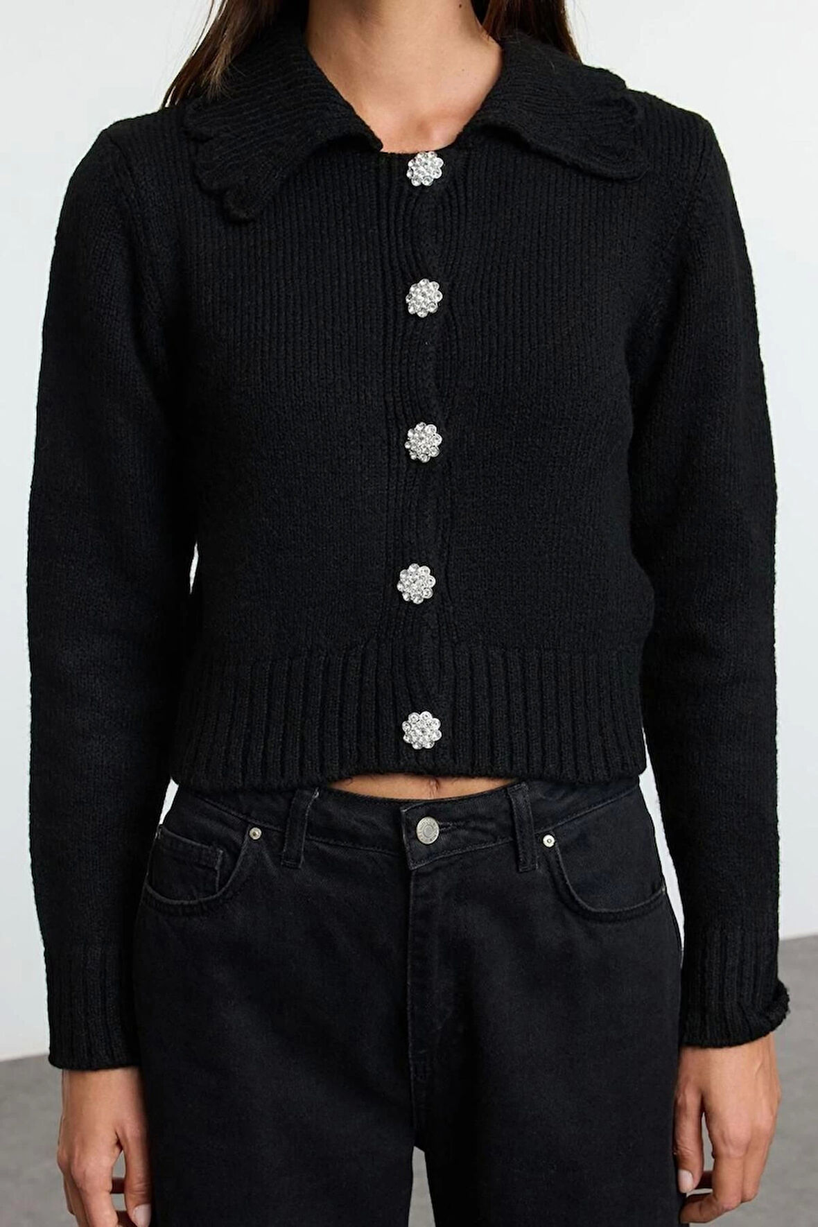 Kadın Moda Şık Polo Yaka Standart Kol Crop Yumuşak Dokulu Mücevher Düğmeli Triko Hırka