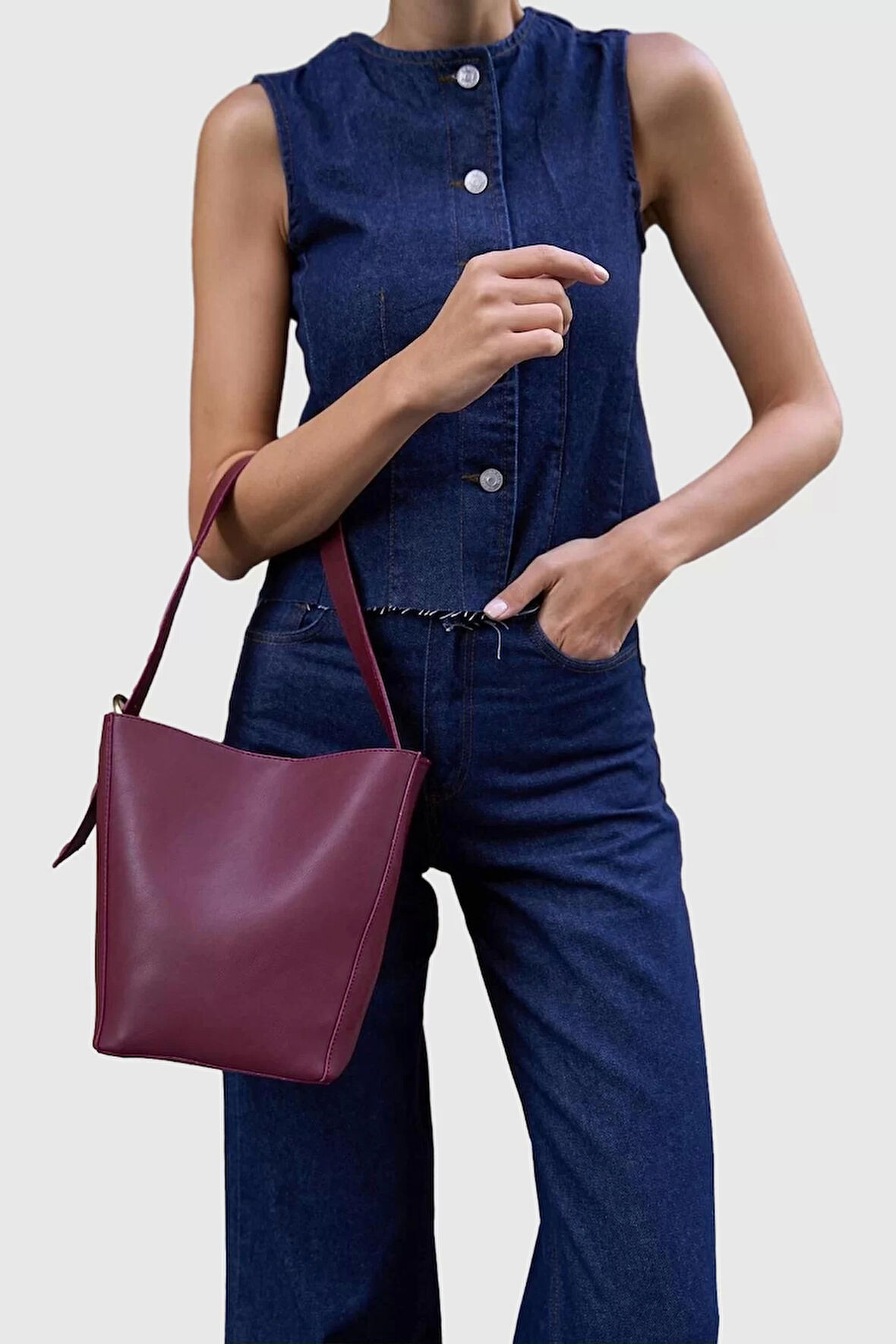Kadın Minimalist Suni Deri El Ve Omuz Çantası Geniş Hacimli Günlük Kullanım Premium Kalite